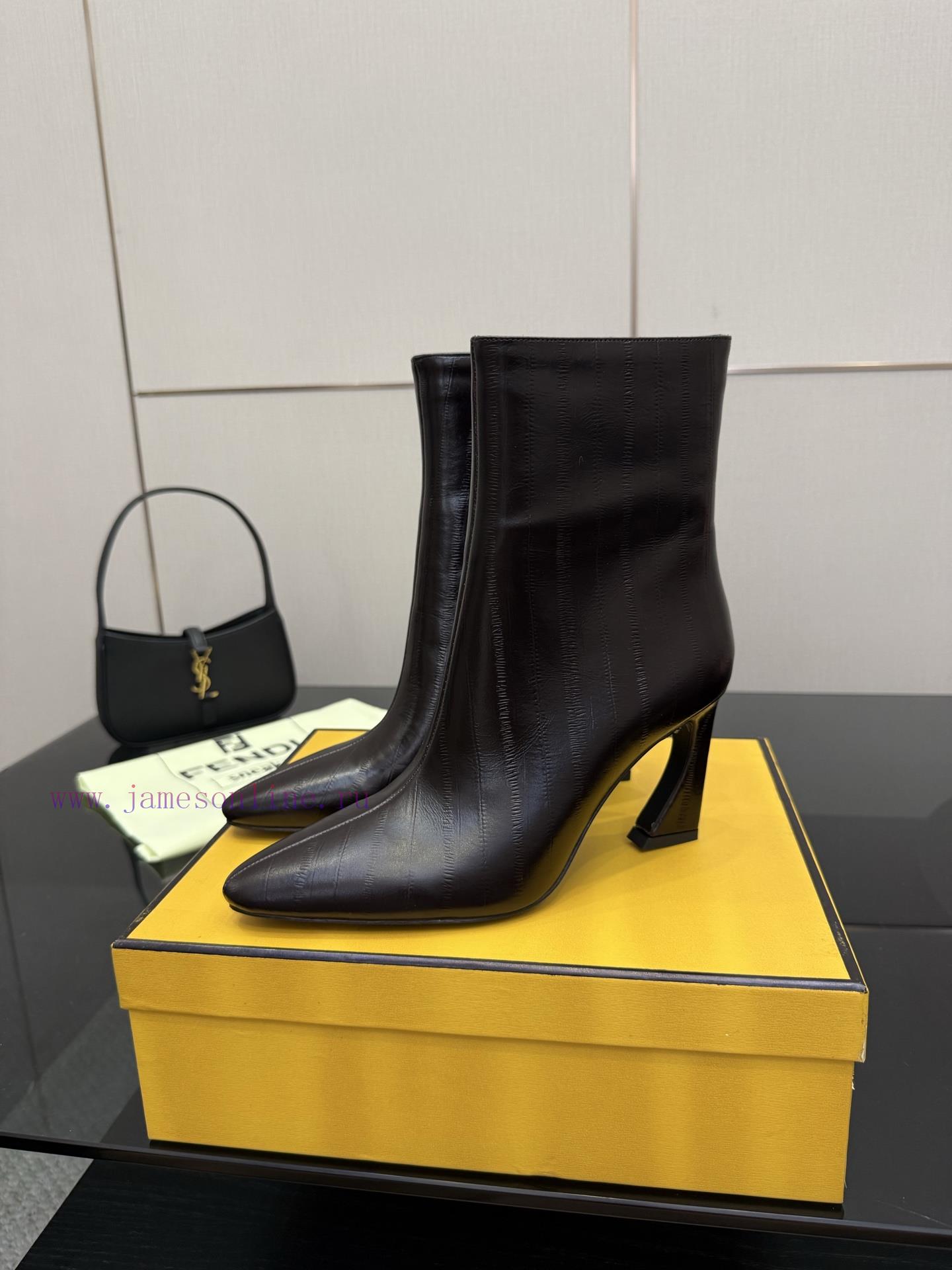 FENDI Arco Blind Eel Leather BootsThis Cylindrical Boot Features A Tapered Toe And High Heel De ikqqox6q - Image 3