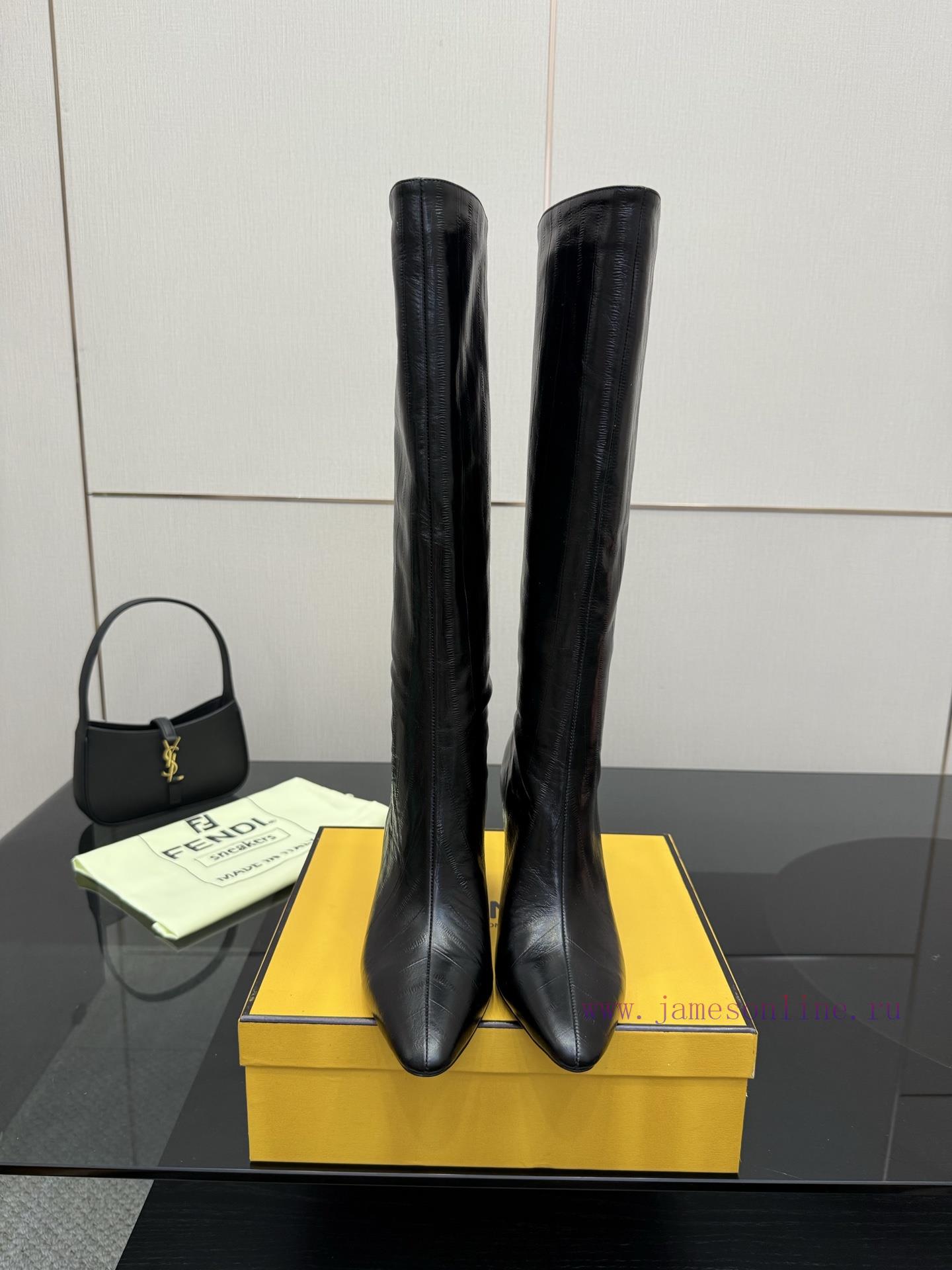 FENDI Arco Blind Eel Leather BootsThis Cylindrical Boot Features A Tapered Toe And High Heel De gf1aupqg