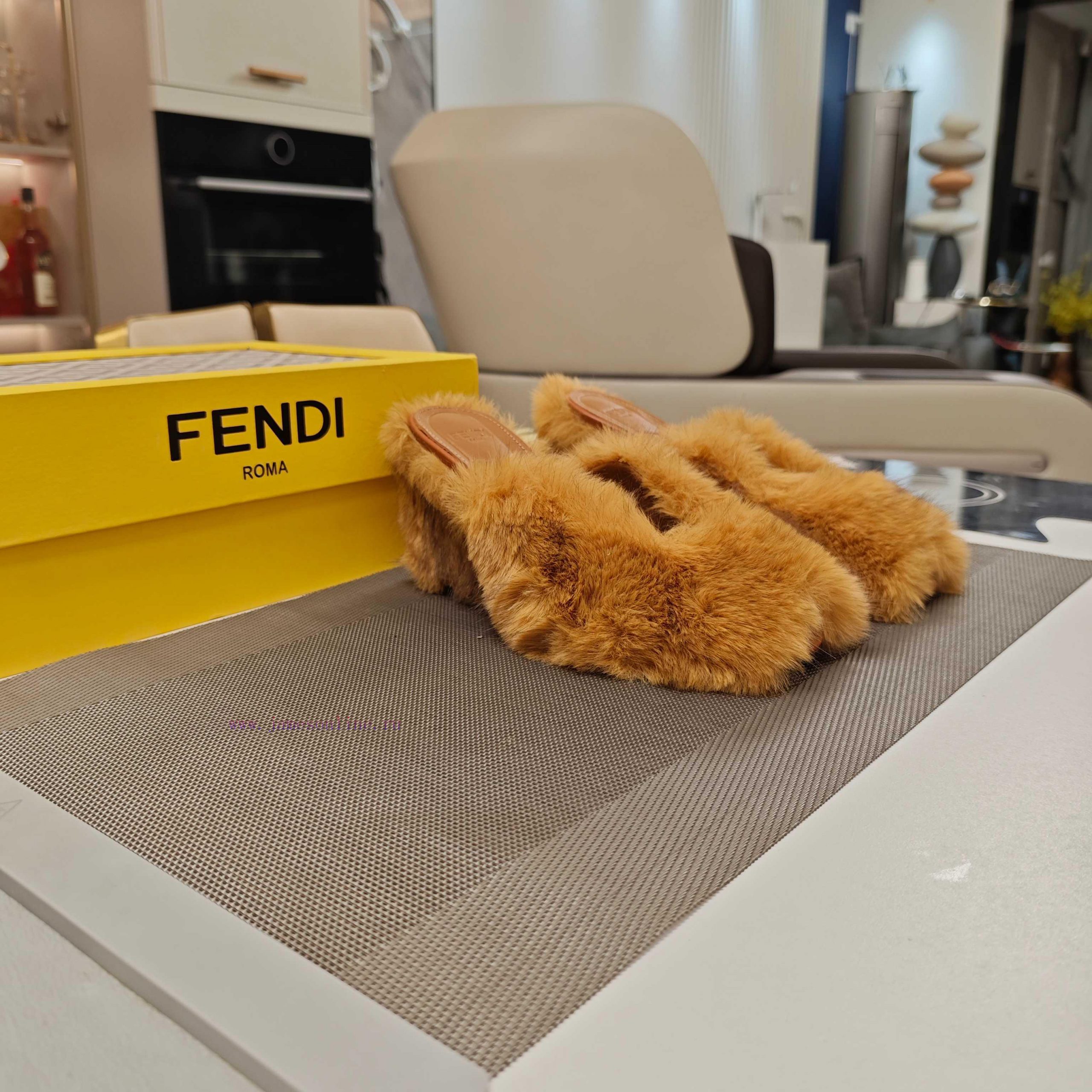 Wool Fur Series Fendi Top EditionThe Mixed Pure Wool "FF" Logo Wool Slippers Sought After By 25 lpbeehn1 - Image 4