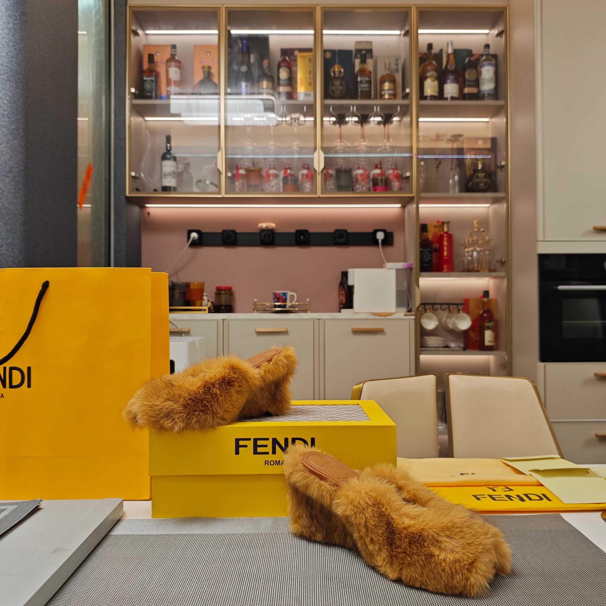 Wool Fur Series Fendi Top EditionThe Mixed Pure Wool "FF" Logo Wool Slippers Sought After By 25 lpbeehn1 - Image 5