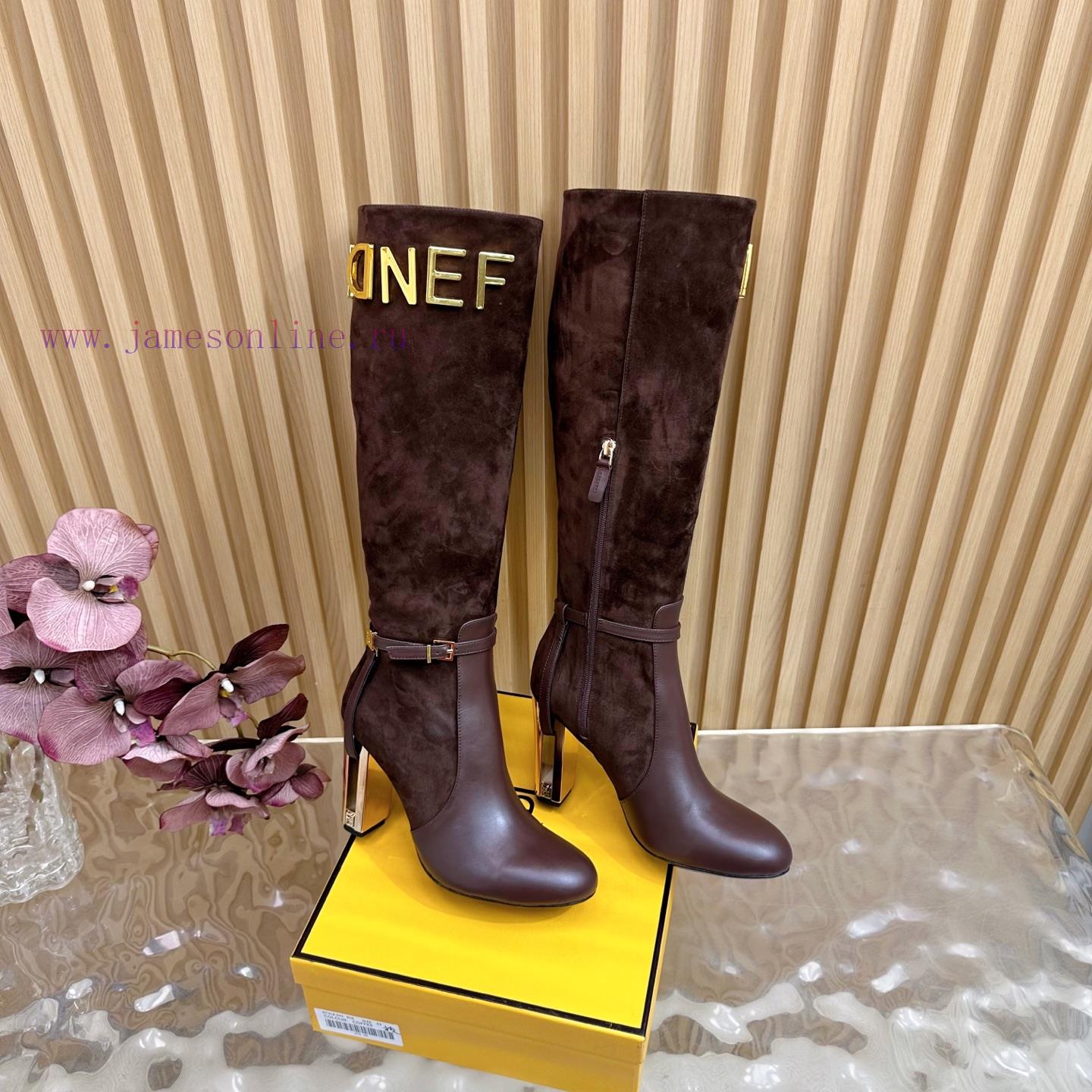 2025 Fashion Show New FENDI Hollowed Out Thick Heel Boots With 2 Different Fabrics Are Super Po 6e6nmp4q - Image 4