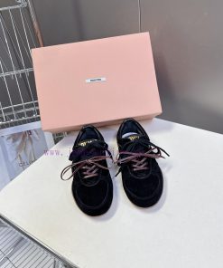 MiuMiu's Latest Fashion Show Retro Casual Shoes German Training ShoesThe Item With The Highest 0mcm097f