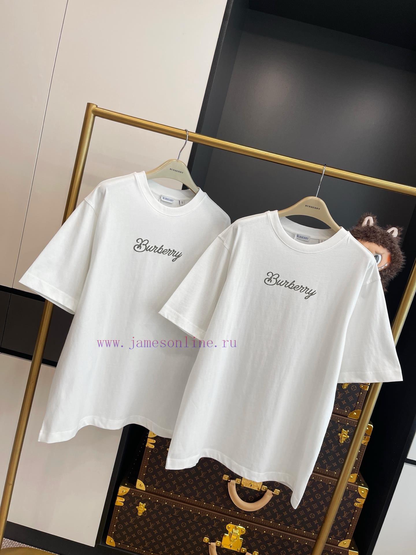 BURBERRY Soldier Wave Board Short Sleeve With Full Packaging 🔥🔥🔥 Whole Piece Clothing Procureme 2frtfanp - Image 4