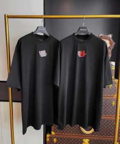 Balenciaga Tape Short Sleeve With Full Packaging 🔥🔥🔥 Whole Piece Clothing Procurement Zp Develo 7ce7sxio