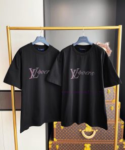 LV Gradient Printed Short Sleeved Clothing Is Purchased And Developed By Zp. The Original Versi qa58juj3