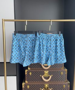 LV Printed Shorts ⚠️ Complete Packaging And Shipping Of The Entire Piece Of Clothing Procuremen fuv85r6n