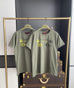 Gucci Color Printed Short Sleeved Shirt ⚠️ Complete Packaging And Shipping Of The Entire Piece o9yds9k8
