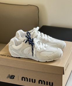 MIU MIU X NB Collaboration Couple StyleMIU MIU X New Balance 24SS Fashion Show Caught My Eye Fo 0vgyg5yc