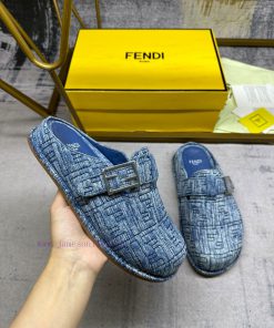 FENDI's Latest Hot Item Flat Bottomed Half Bag Slippers With FF Decorative Buckle Imitation Old iyyu9vpd