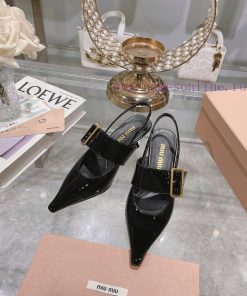 Miu Miu Fashion Show 2024 Summer New Item One-piece Roman SandalsThe Runway Show Is A Popular I 2nk5cntu