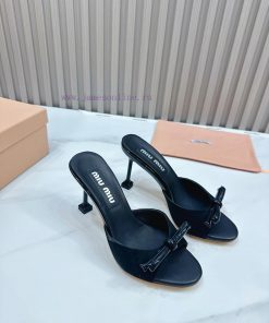The 2024 New Product MIU MIU Has A Brand New And Super Beautiful Decoration Combination Full Of 2dej1so3