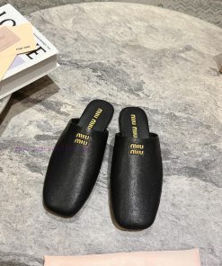 Miumiu 24 New Low Cut Retro Mouller Dragging Lazy Headbag Half SlippersAt First Glance This Sho 24thlflk