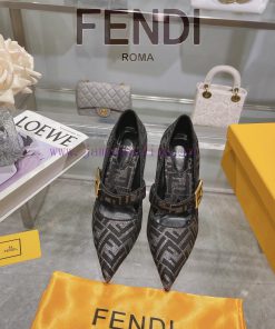 𝐅𝐄𝐍𝐃𝐈 | Fendi 𝟐𝟎𝟐 4 Fashion Show New Single Shoes━━━━━ FENDI━━━━━Fendi's Latest Popular Metal S arz145g1