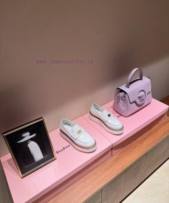 The MostMiuMiu Miu Miu 24 Spring/Summer Fashion Style Coin Le Fu ShoesThe Miu Miu Style Is Also 3md1angk