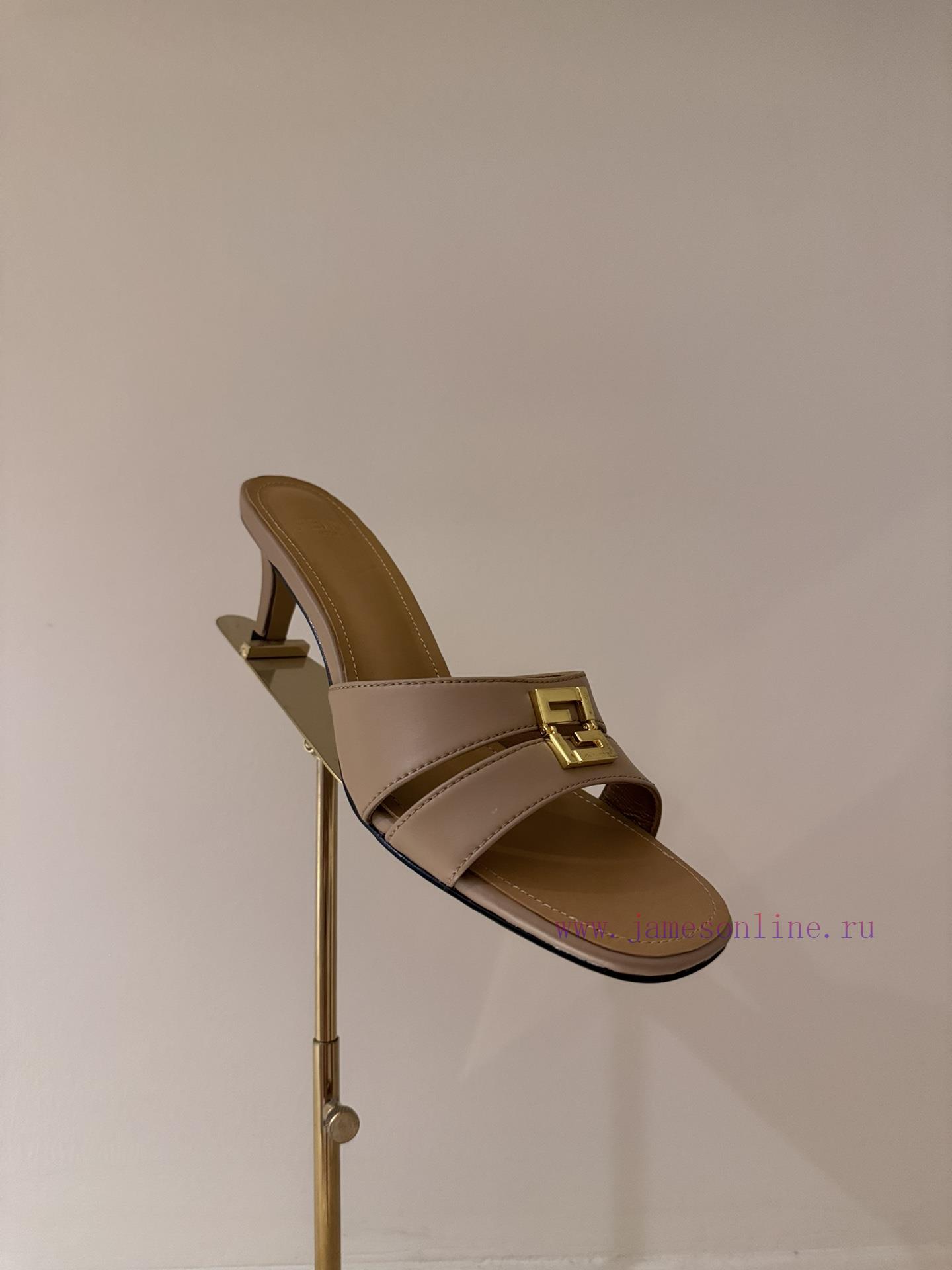 The MostFendi 24ss New Round Head FF Gold Buckle Hollowed Out Slim Heel High-heeled SlippersFen zznt9do2 - Image 10