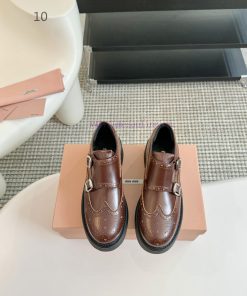 Miumiu's New British Style Small Leather ShoesBloch's Intricate And Sweet Carvings Full Of Brit j55injee
