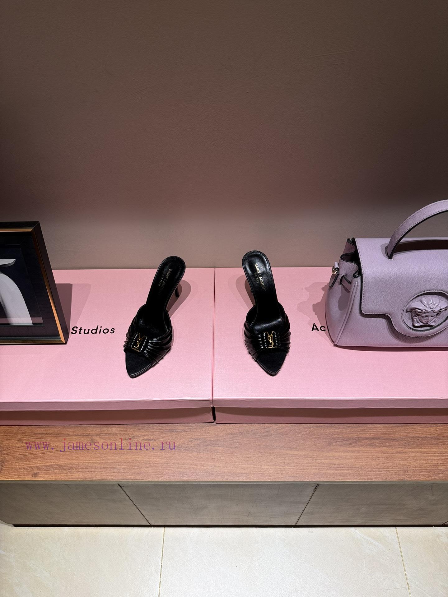 Top TierSaint Laurent Paris Runway Updated SynchronouslySaint Laurent Pointed Toe HeelsThe Wood gqgeay36 - Image 4