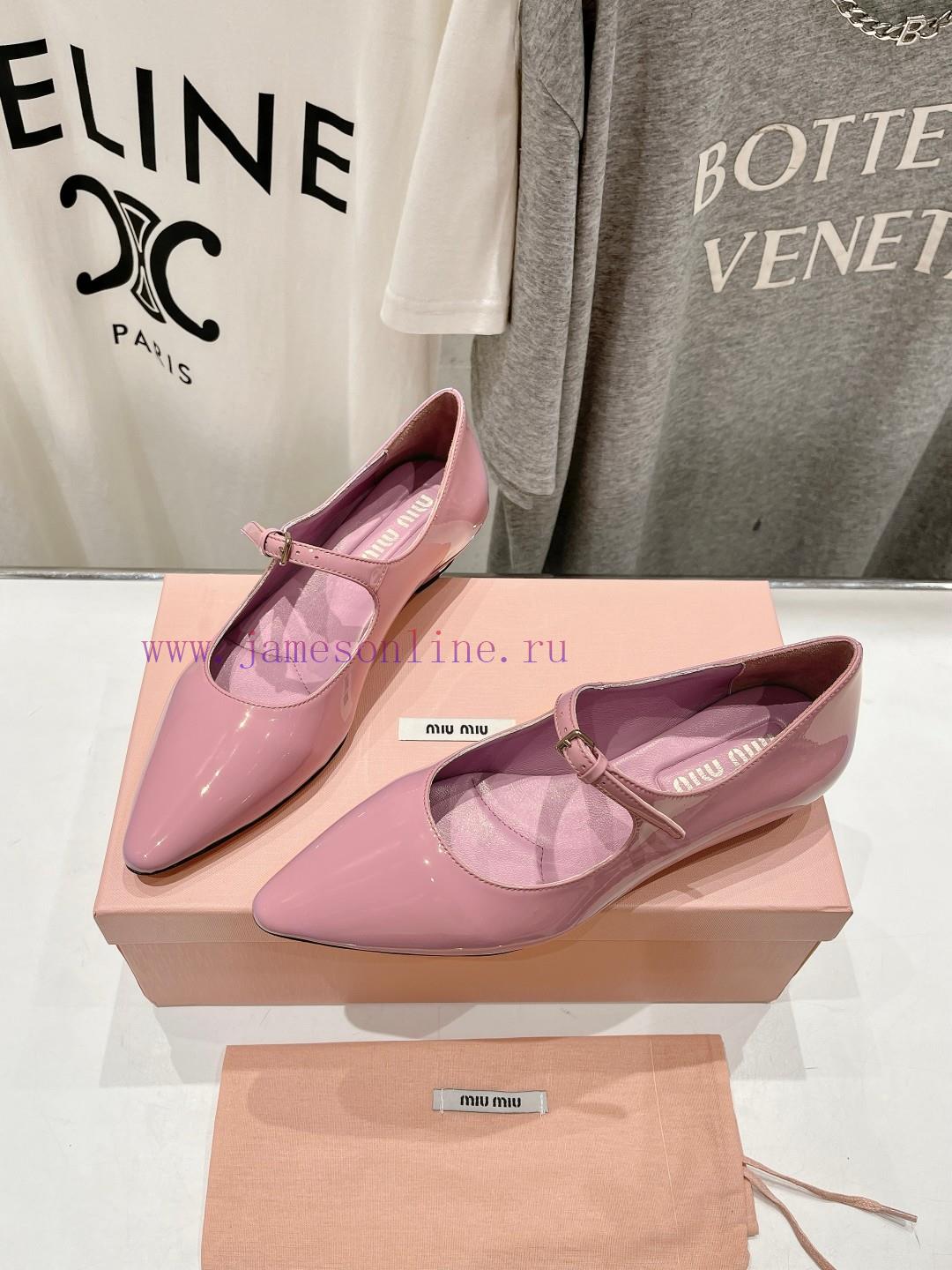 MiuM * U/24ss New Flat Bottomed Pointed Mary Jane Single Shoe Is A Very Low-key Single Shoe. It u1nmpqj5 - Image 4