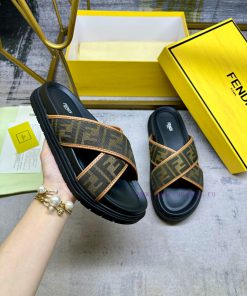 FENDI Cross Strap Slippers Brown FF Jacquard Fabric Detail Brown Leather Decoration Non Slip Ru 8l3072lo