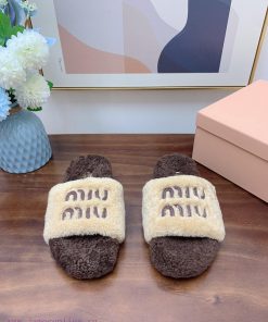 Miumiu Top2024 Autumn/Winter Trendy Mao Tuo 11 Mold Breaks The Market With All European And Ame bipqzk19