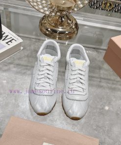 MiuMiu 24 Autumn/Winter New Dirty White Shoes Comfortable Breathable Simple Retro And Fashionab ajm42cjo