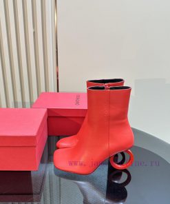 FERRAGAMO Square Toe Fashion BootsUnique Sculptural Heel With Same Tone Finish Adorned With Dip amwi6m63