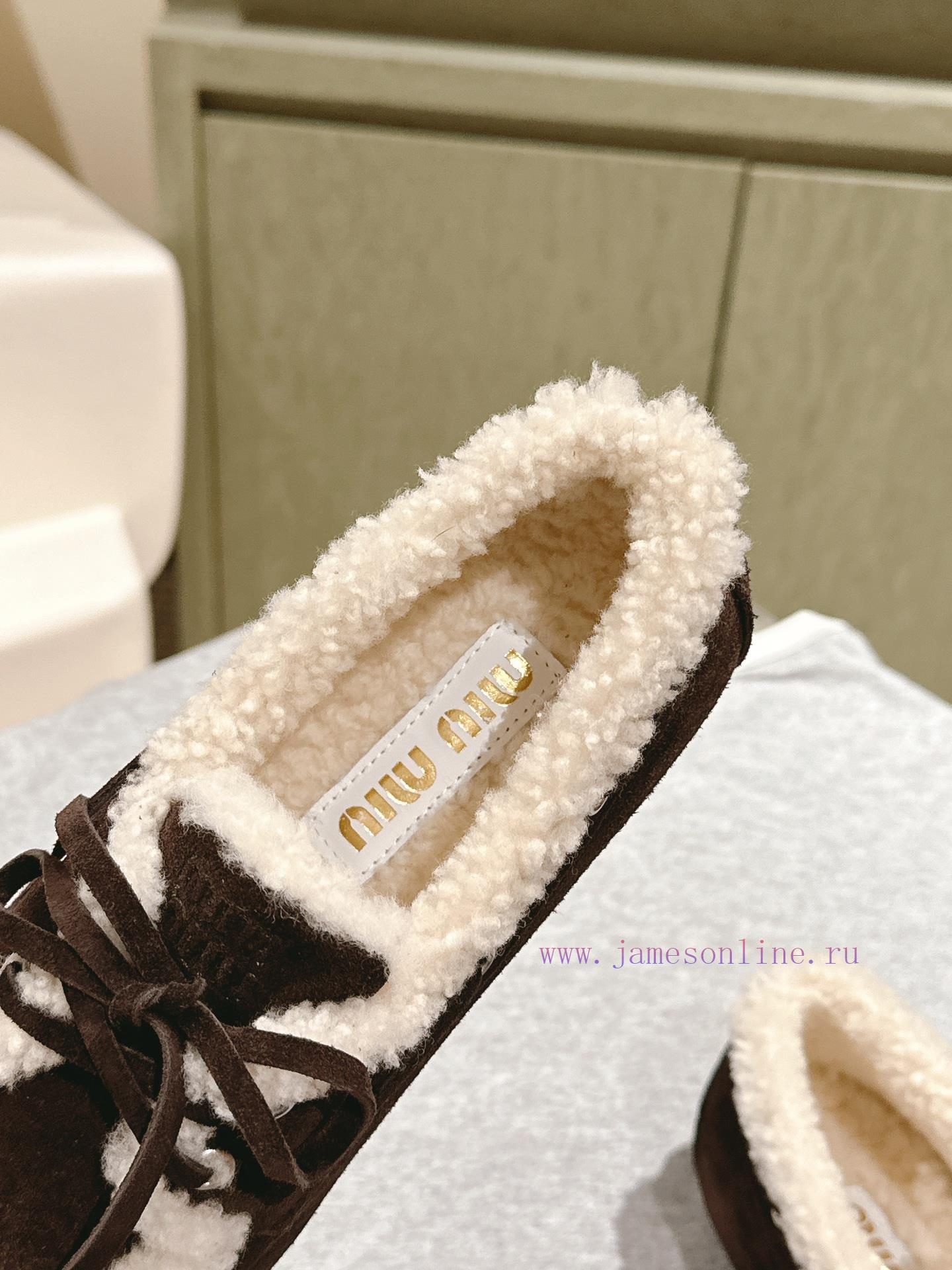| ²⁰²4 𝐬𝐬 🤍🤎MIUMIU New American Retro Style Wool Integrated Bean Shoes~a Must-have~casual And i7gcjt85 - Image 5