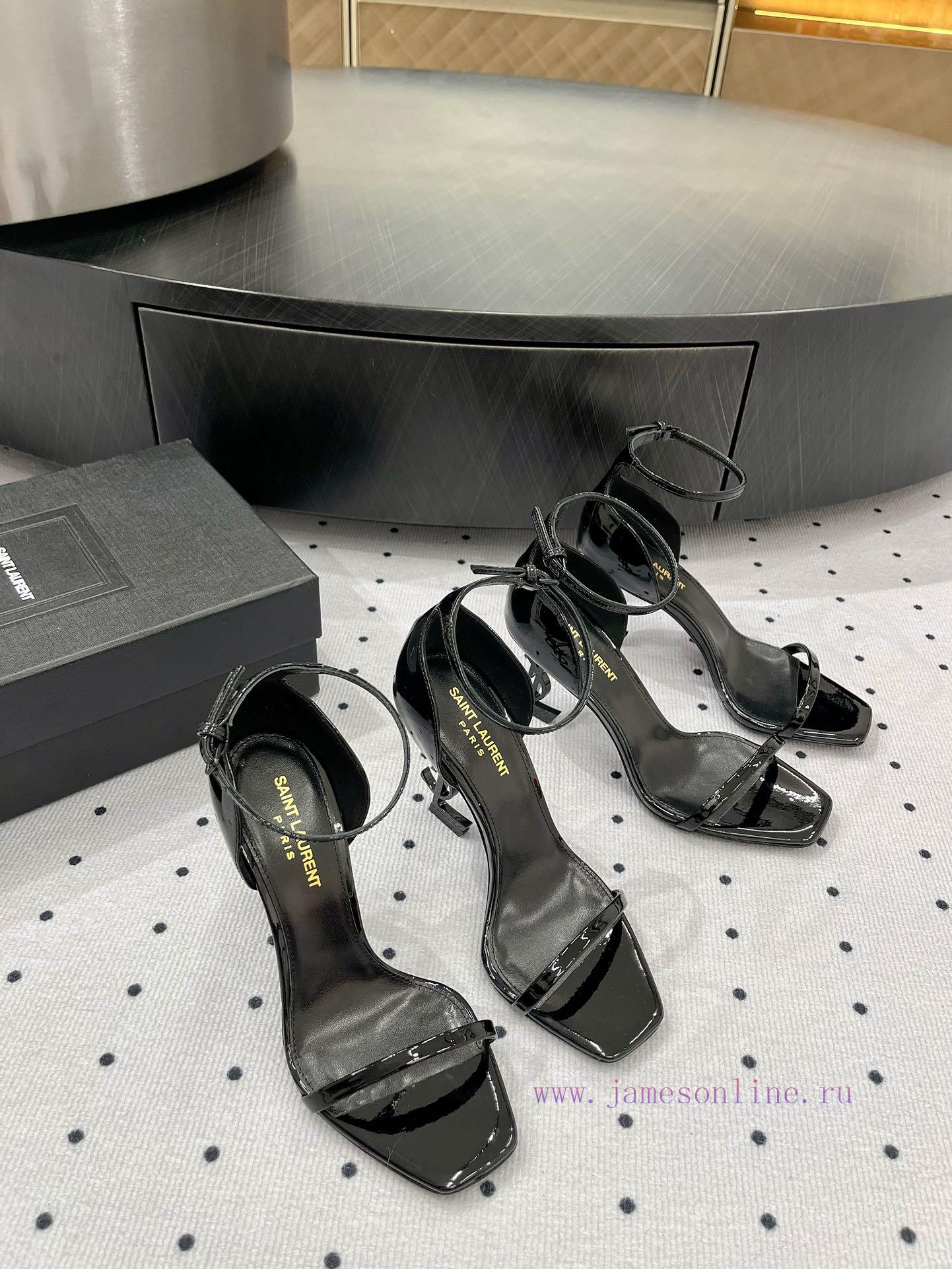 𝑺𝒂𝒊𝒏𝒕𝑳𝒂𝒖𝒓𝒆𝒏𝒕 Black Gold High Heels Which Girl Doesn't Love Them They Really Decorate Her Leg Sh k6565jho - Image 2