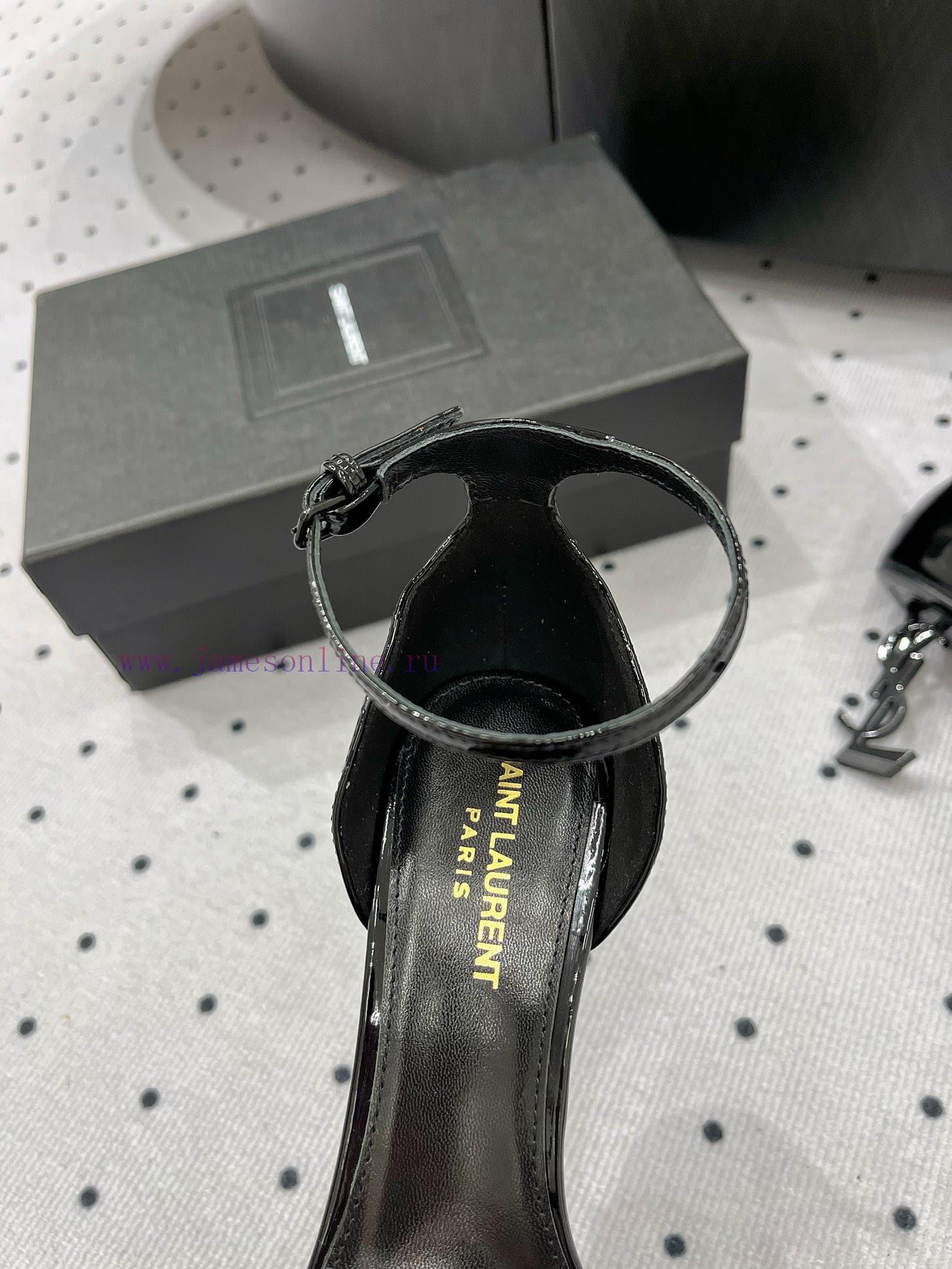 𝑺𝒂𝒊𝒏𝒕𝑳𝒂𝒖𝒓𝒆𝒏𝒕 Black Gold High Heels Which Girl Doesn't Love Them They Really Decorate Her Leg Sh k6565jho - Image 4