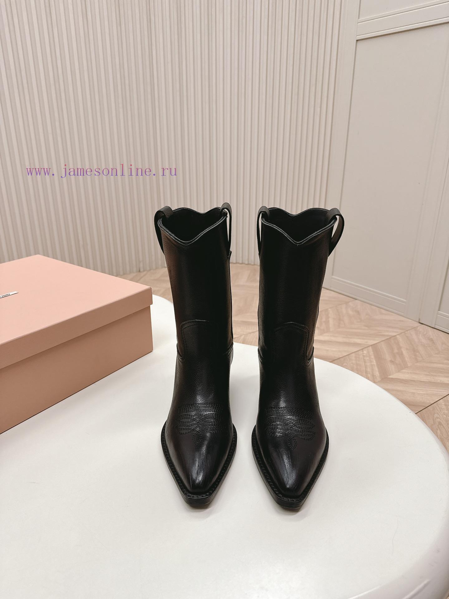 Miumiu FW25 New Arrival~Miu Miu Spring Show Boots Four Seasons Boots New Product Retro Classic 5v0b932q