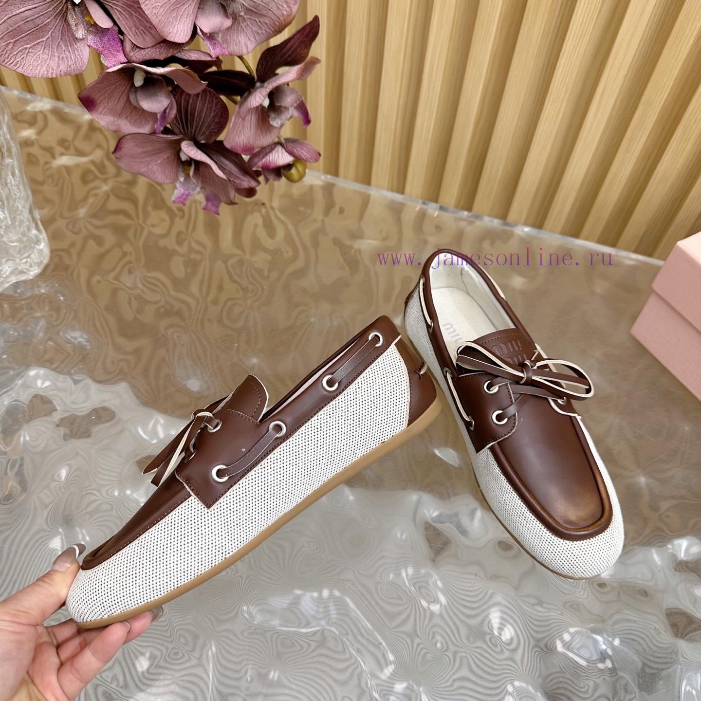MiuMiu 2025 Brushed Lace Up Chicken Eye Flat Bean Shoes——————————Show Off New Styles Vintage Le 4nef6pq9 - Image 8
