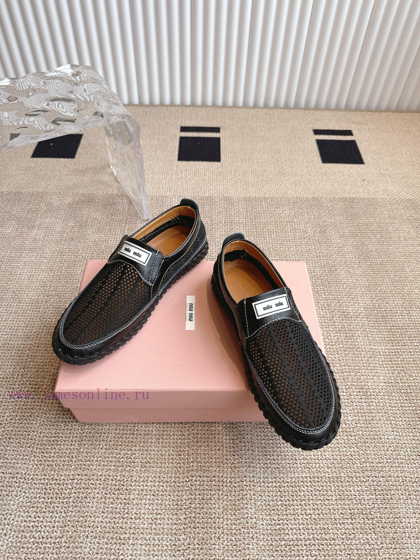 MiuMiu Miu Thin Hollow Out Casual Bean Leather ShoesOne Foot Men's Shoes Made Of Genuine Leathe ftny6wvs - Image 3