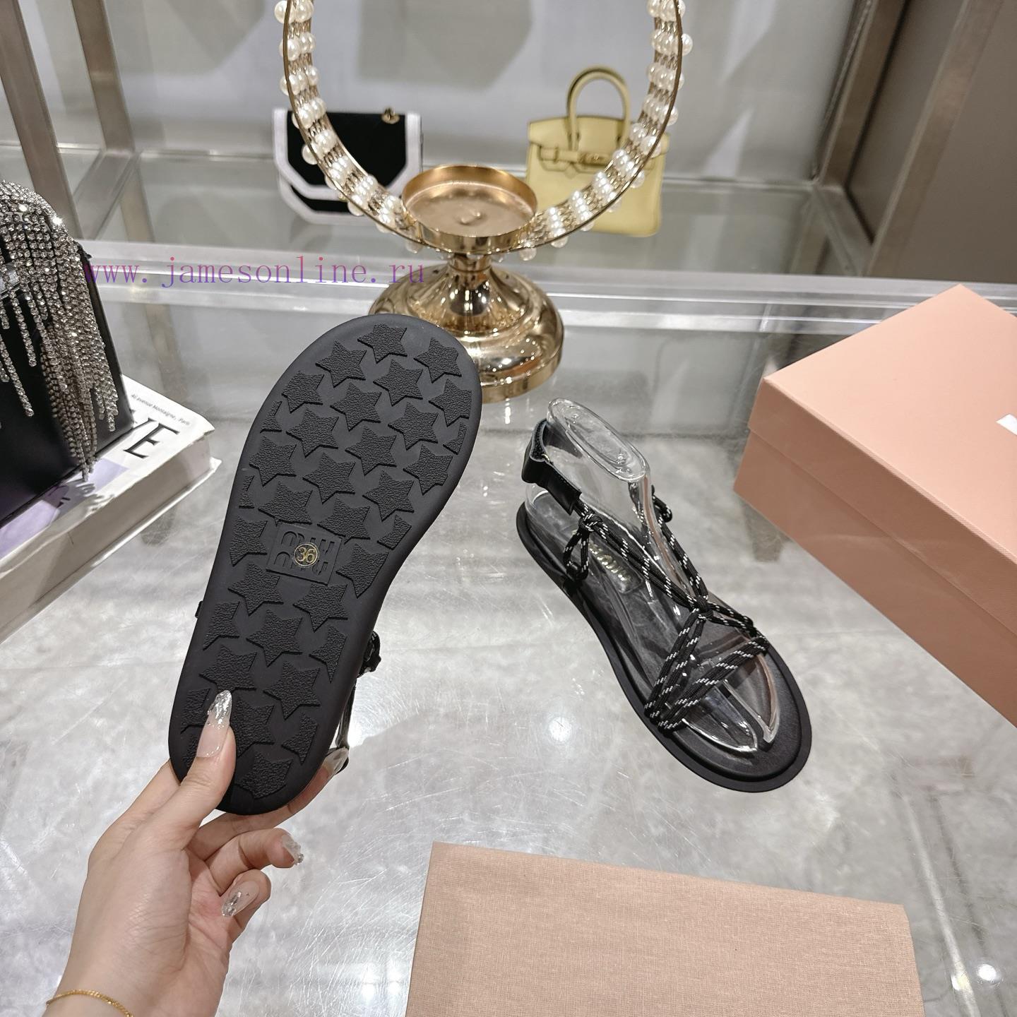 Miumiu Ss25 New Arrival~Miu Miu Spring/Summer New SneakersA Pair Of Sandals That Fashionistas M g4zolqfn - Image 8