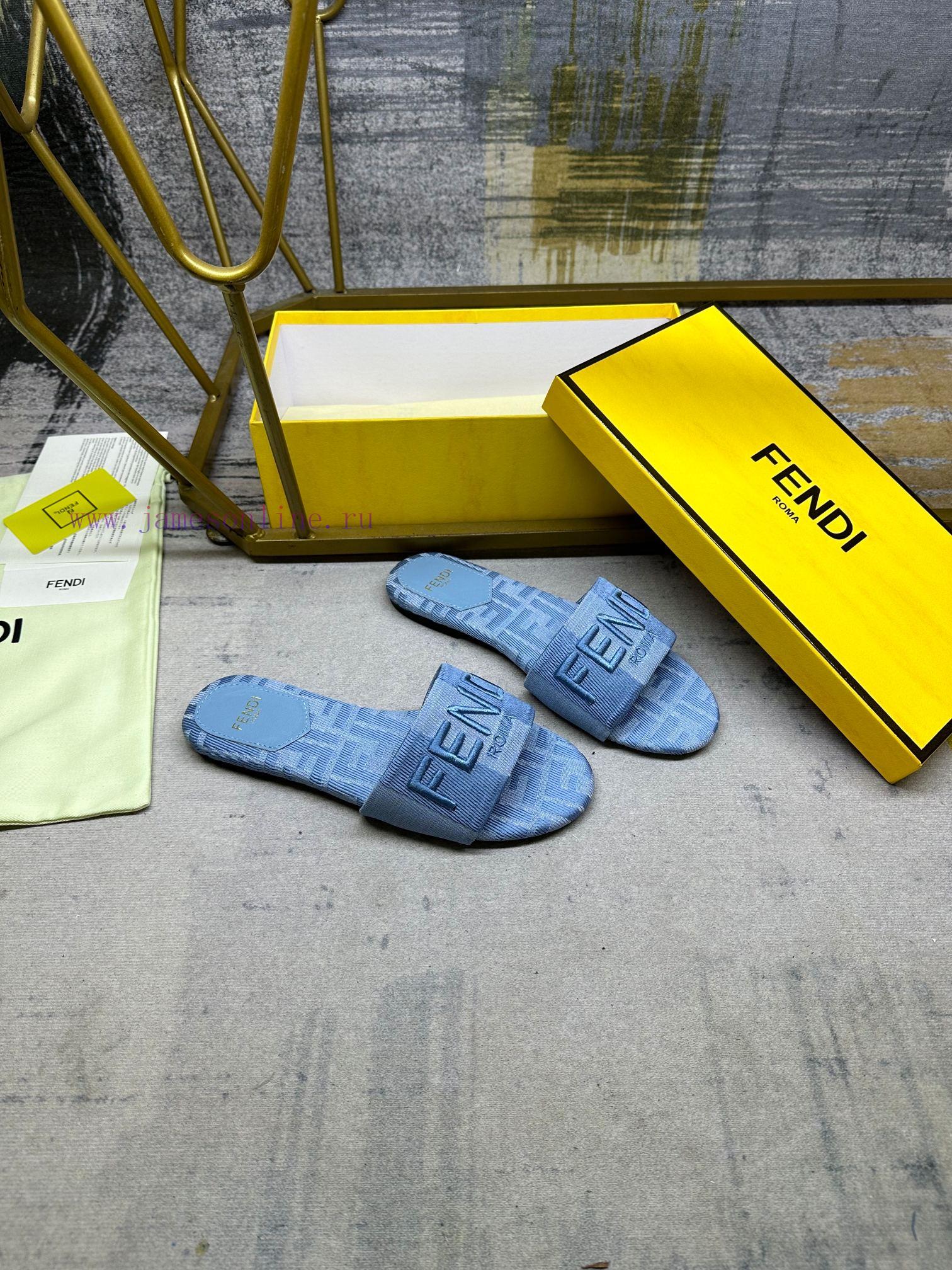 FENDI's Latest Bestseller Wide Lace Flat Bottom Slippers Striped Canvas Material+same Color Lea 2498i9i9 - Image 4