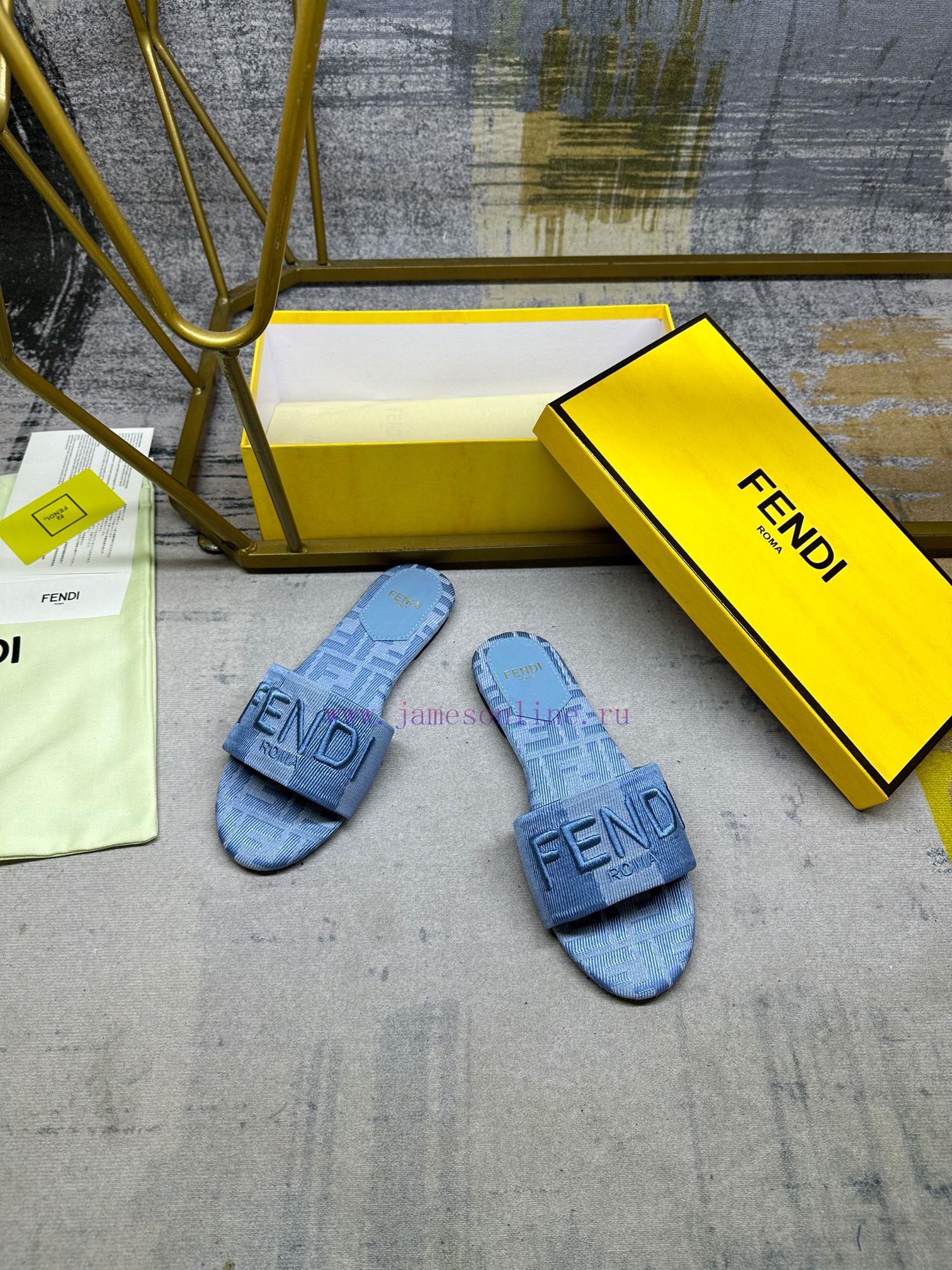 FENDI's Latest Bestseller Wide Lace Flat Bottom Slippers Striped Canvas Material+same Color Lea 2498i9i9 - Image 5