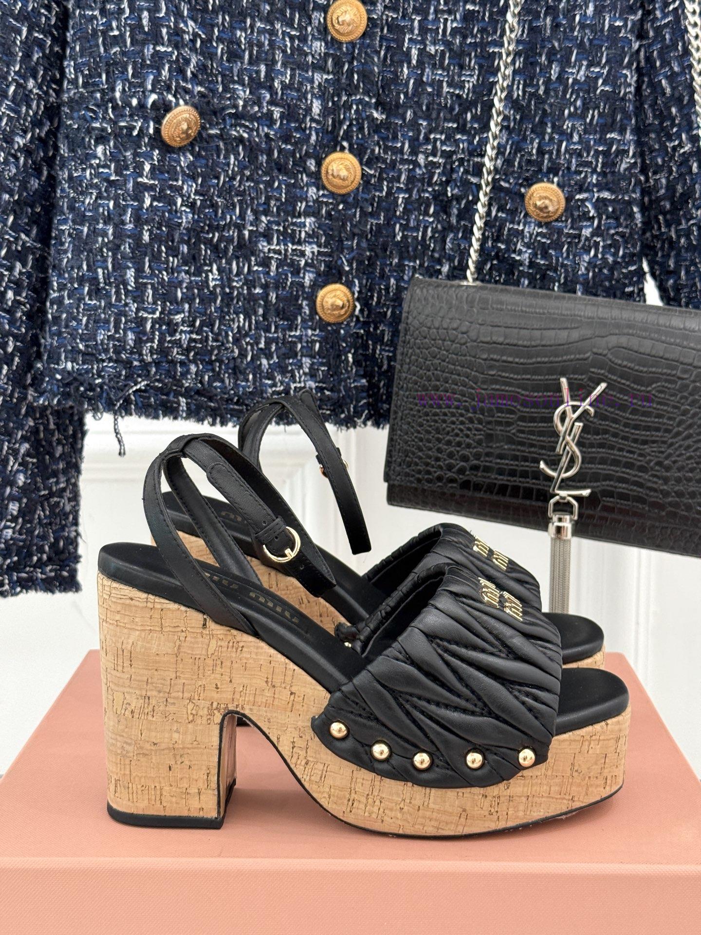 Miu Miu 25s Spring/Summer New Product FoldingWaterproof Platform High-heeled SandalsA Pair Of S vr6dw40h