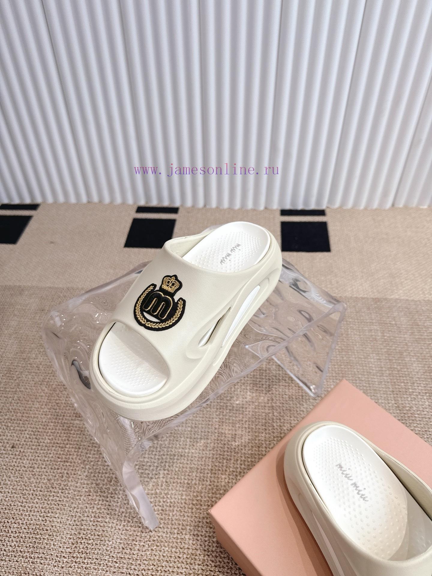 MiuMiu Thick Soled Slippers Summer 2025 New Edition Net Infrared Wear Sports Beach Anti Slip Tr pav9pb66 - Image 5