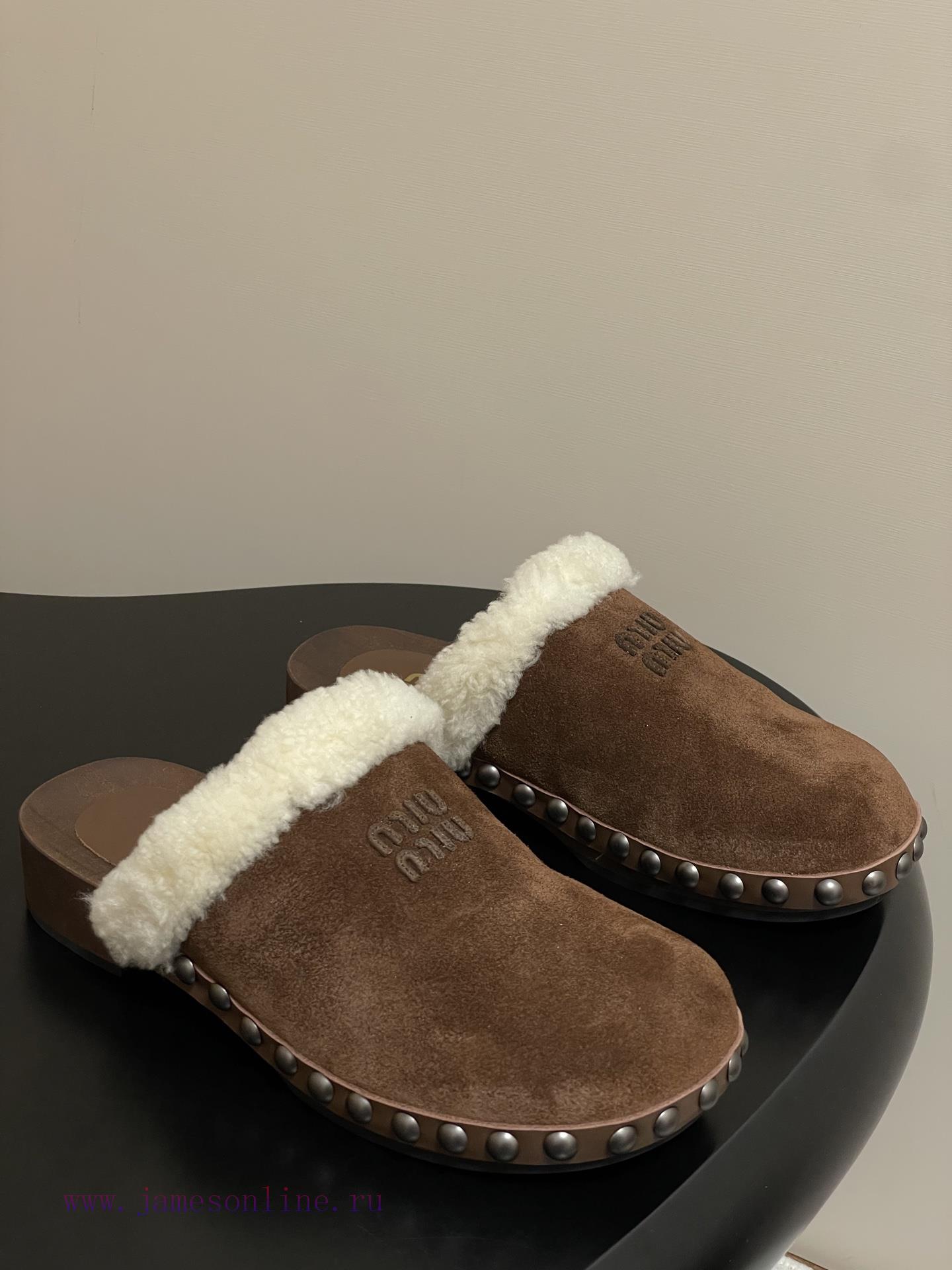 25ss Autumn/Winter Fashion MIUMIU Solid Wood Bottom Wool Half Slippers Thick Soled Mueller Shoe zuq142c1 - Image 2