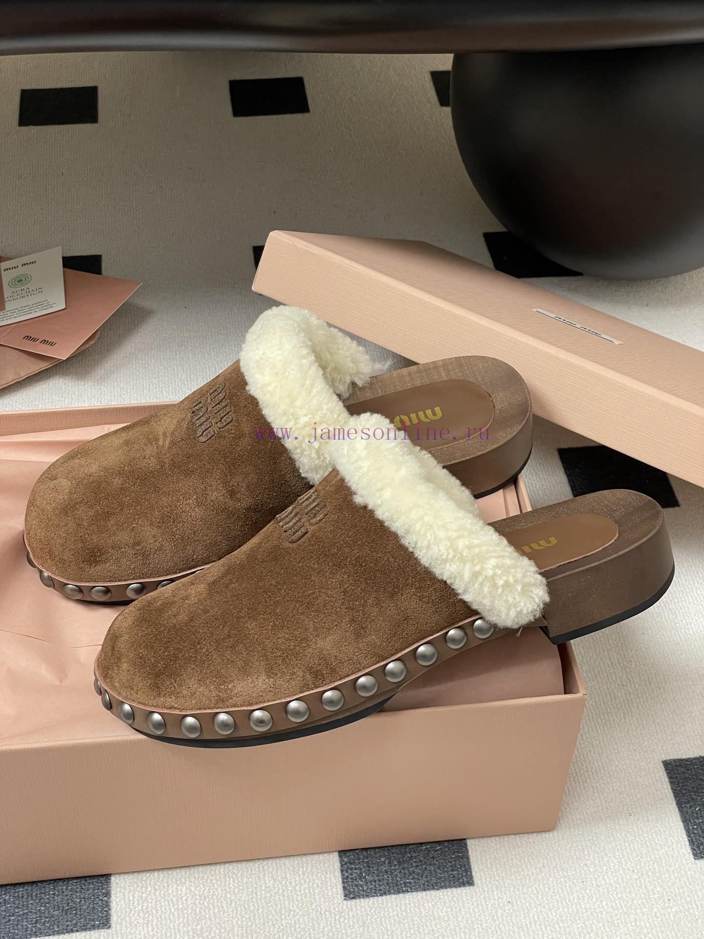25ss Autumn/Winter Fashion MIUMIU Solid Wood Bottom Wool Half Slippers Thick Soled Mueller Shoe zuq142c1 - Image 5
