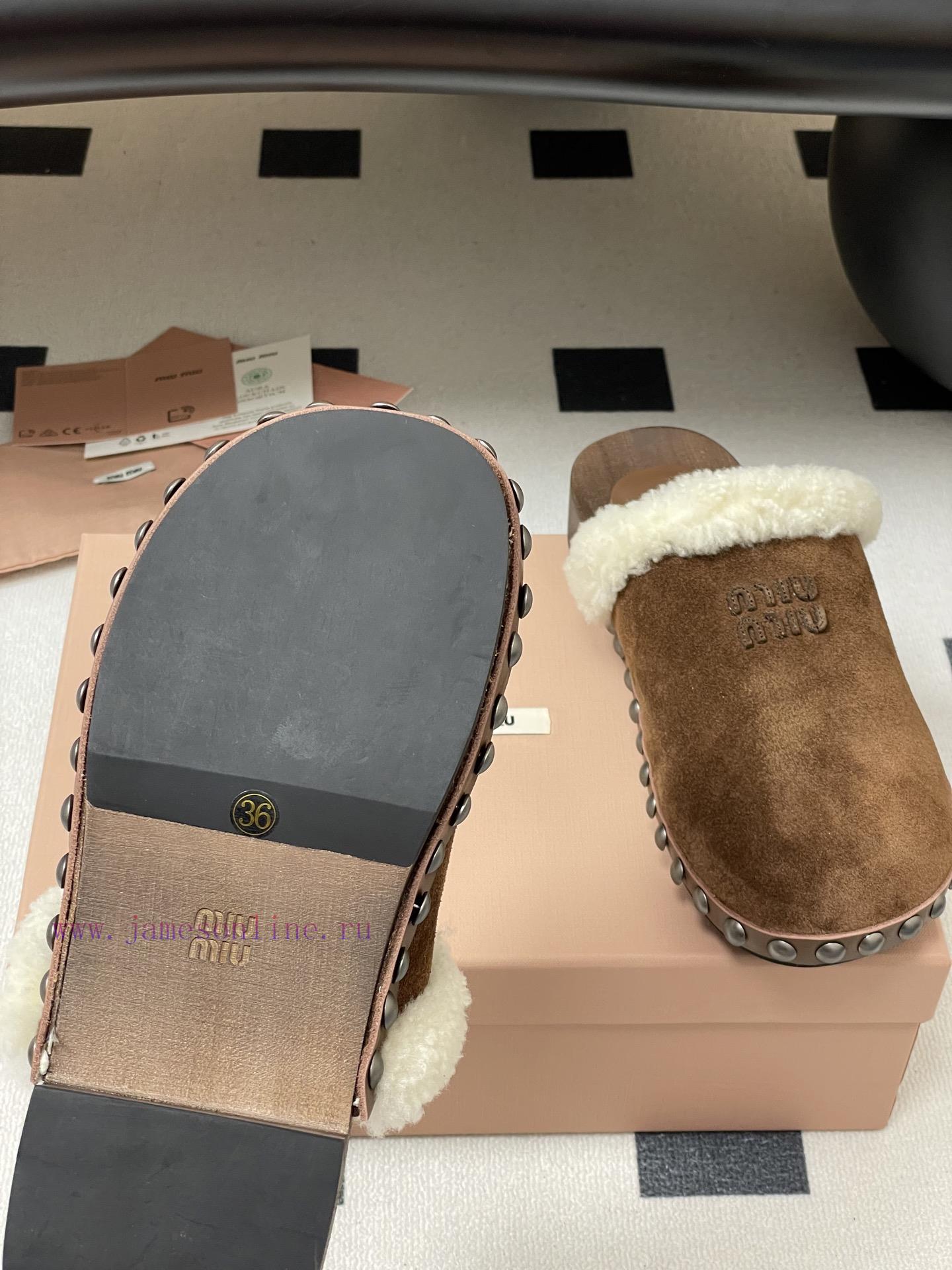 25ss Autumn/Winter Fashion MIUMIU Solid Wood Bottom Wool Half Slippers Thick Soled Mueller Shoe zuq142c1 - Image 9