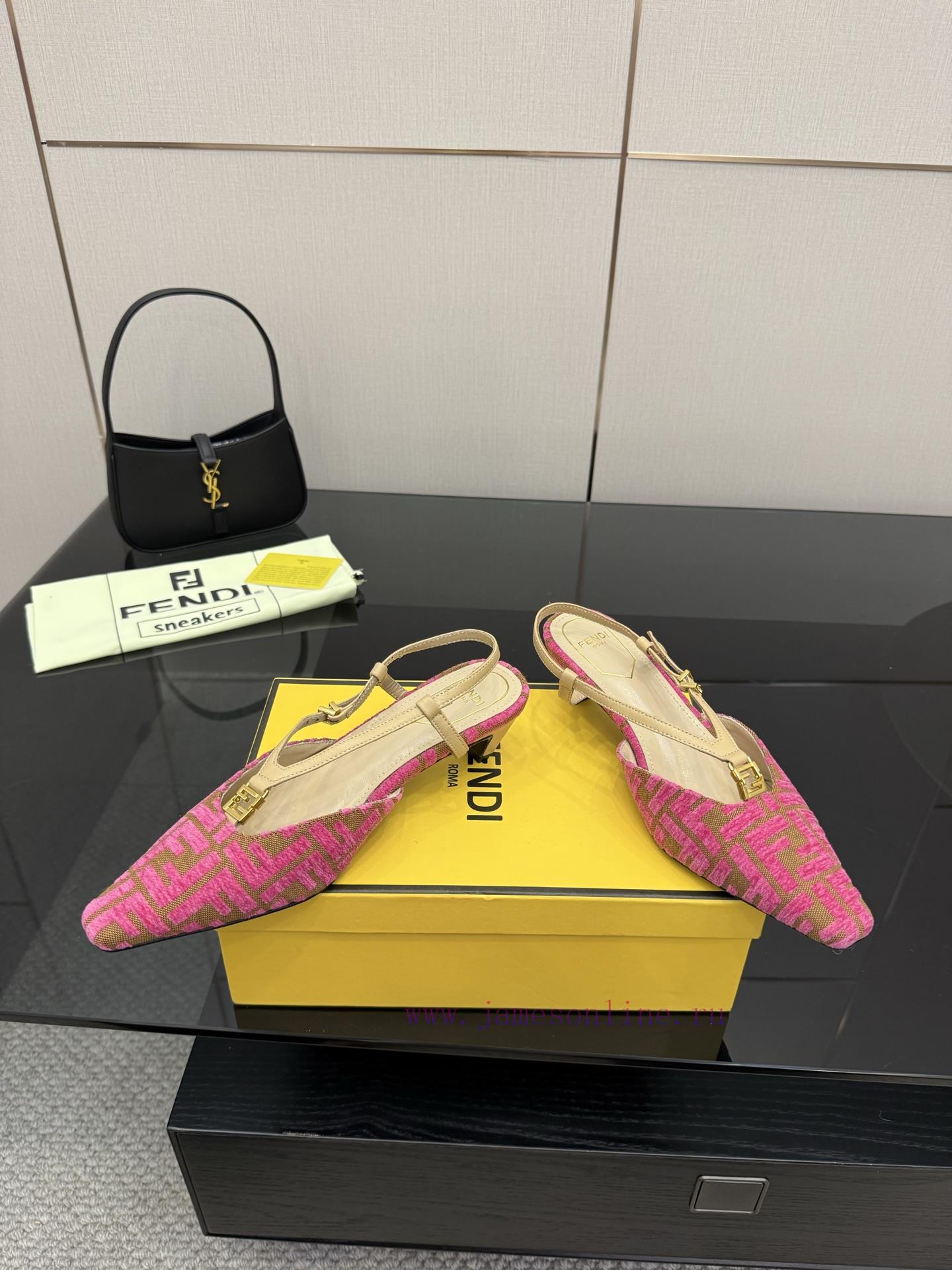 𝙁𝙀𝙉𝘿𝙄 New Fendi FFold Square Head Snell Dew Heel SandalsSquare Toe Open Heel Shoes With Origina yhiqc6td - Image 4