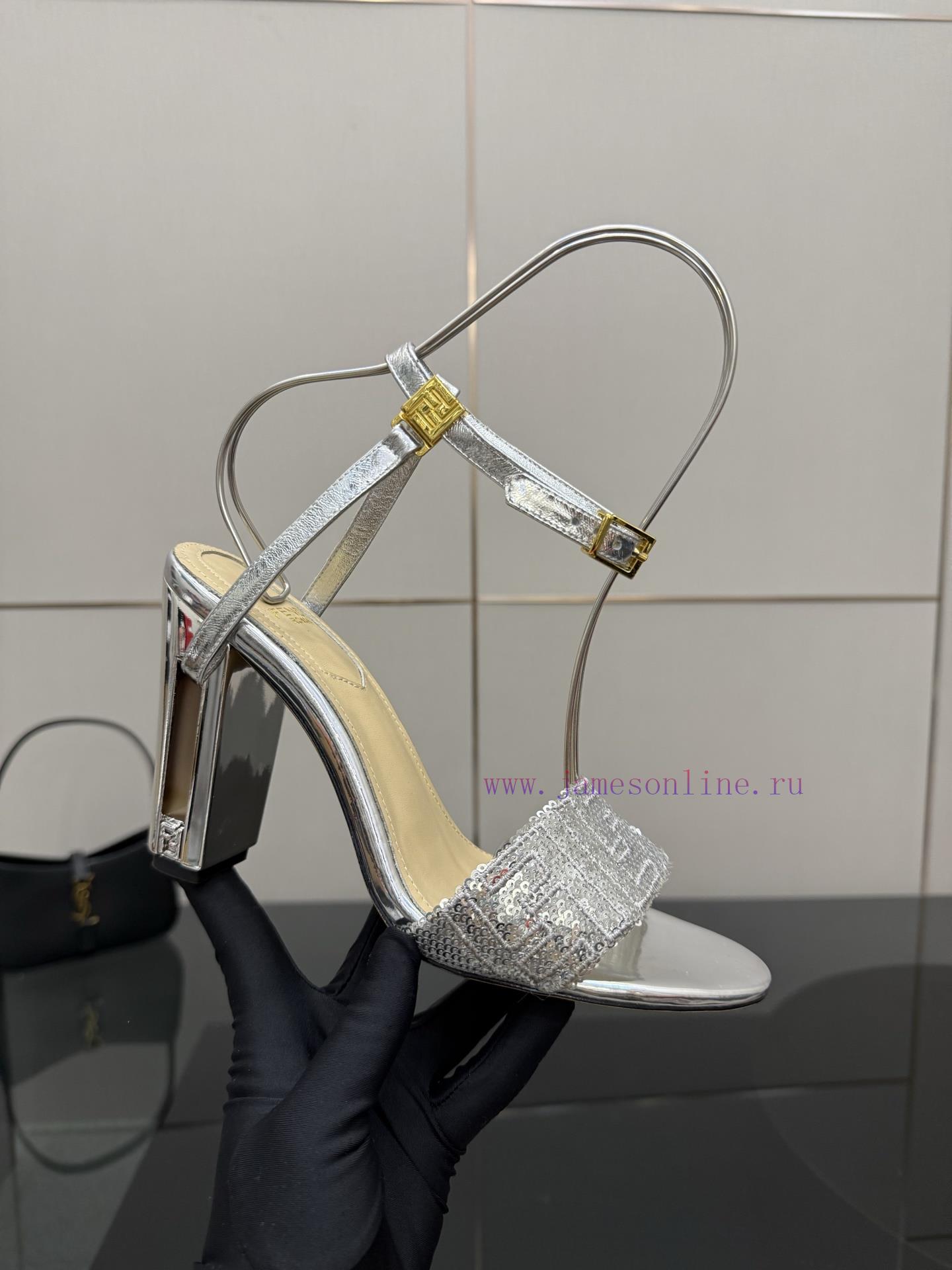 𝙁𝙀𝙉𝘿𝙄 New Fendi Delfina FF Sequin Embroidery Strap High Heels SandalsDelfina Sequin Embroidery n9hgqa8v - Image 8