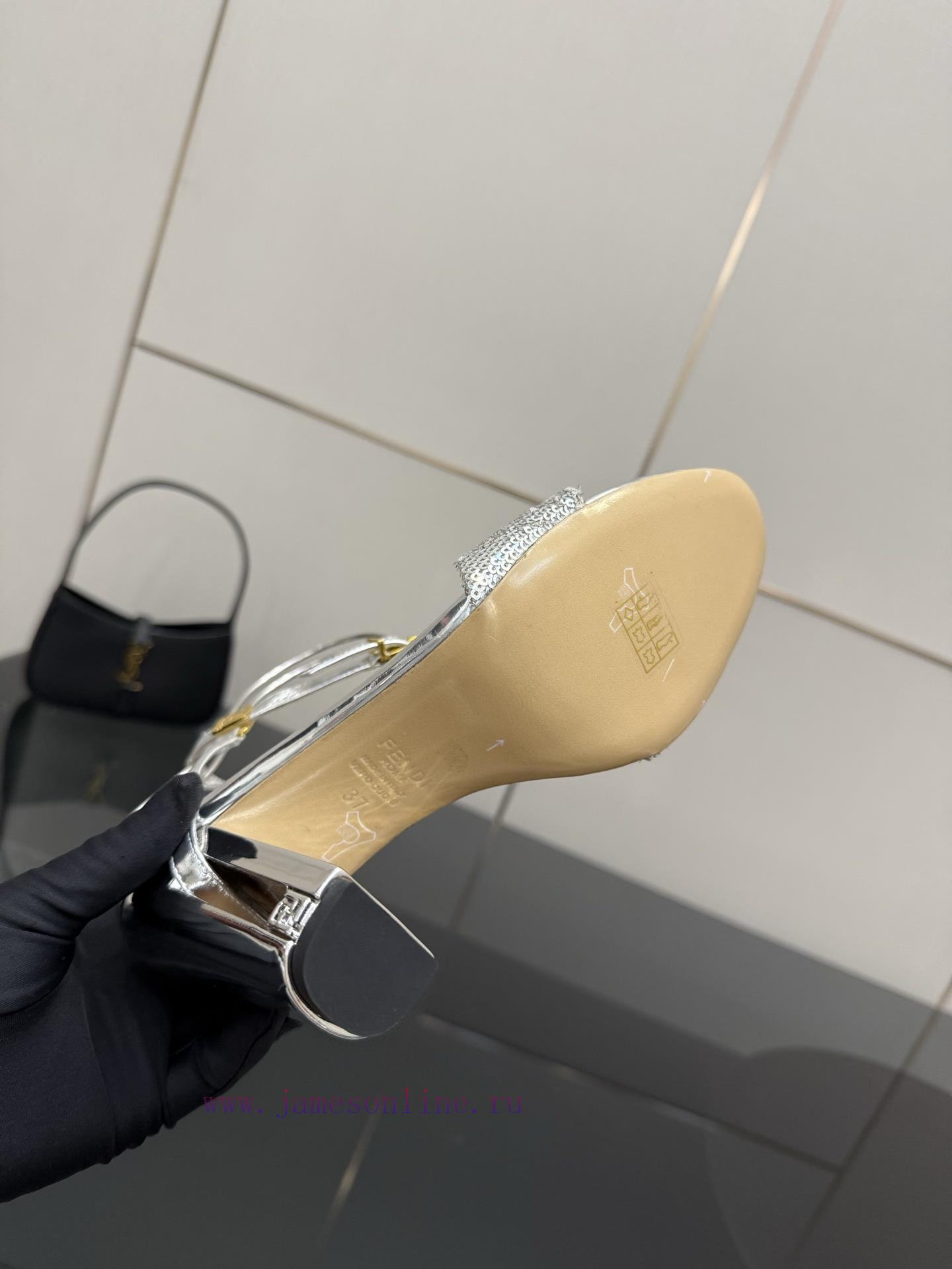 𝙁𝙀𝙉𝘿𝙄 New Fendi Delfina FF Sequin Embroidery Strap High Heels SandalsDelfina Sequin Embroidery n9hgqa8v - Image 10