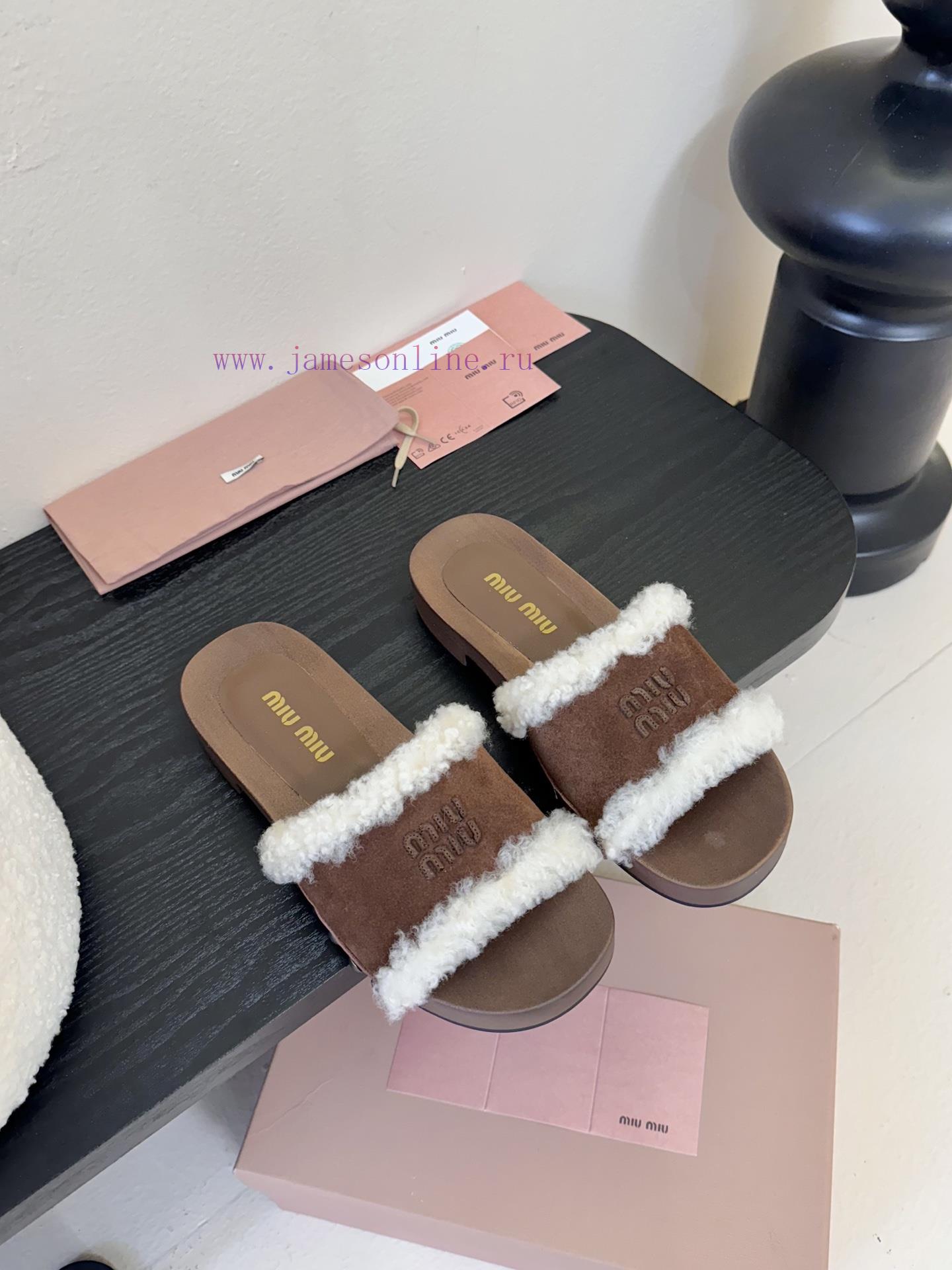 Miumiu Cotton Shoes Sandals 2025 Autumn And Winter New Shoes MiuMiuMiu Fashion Show Appropriate oywrgm2y