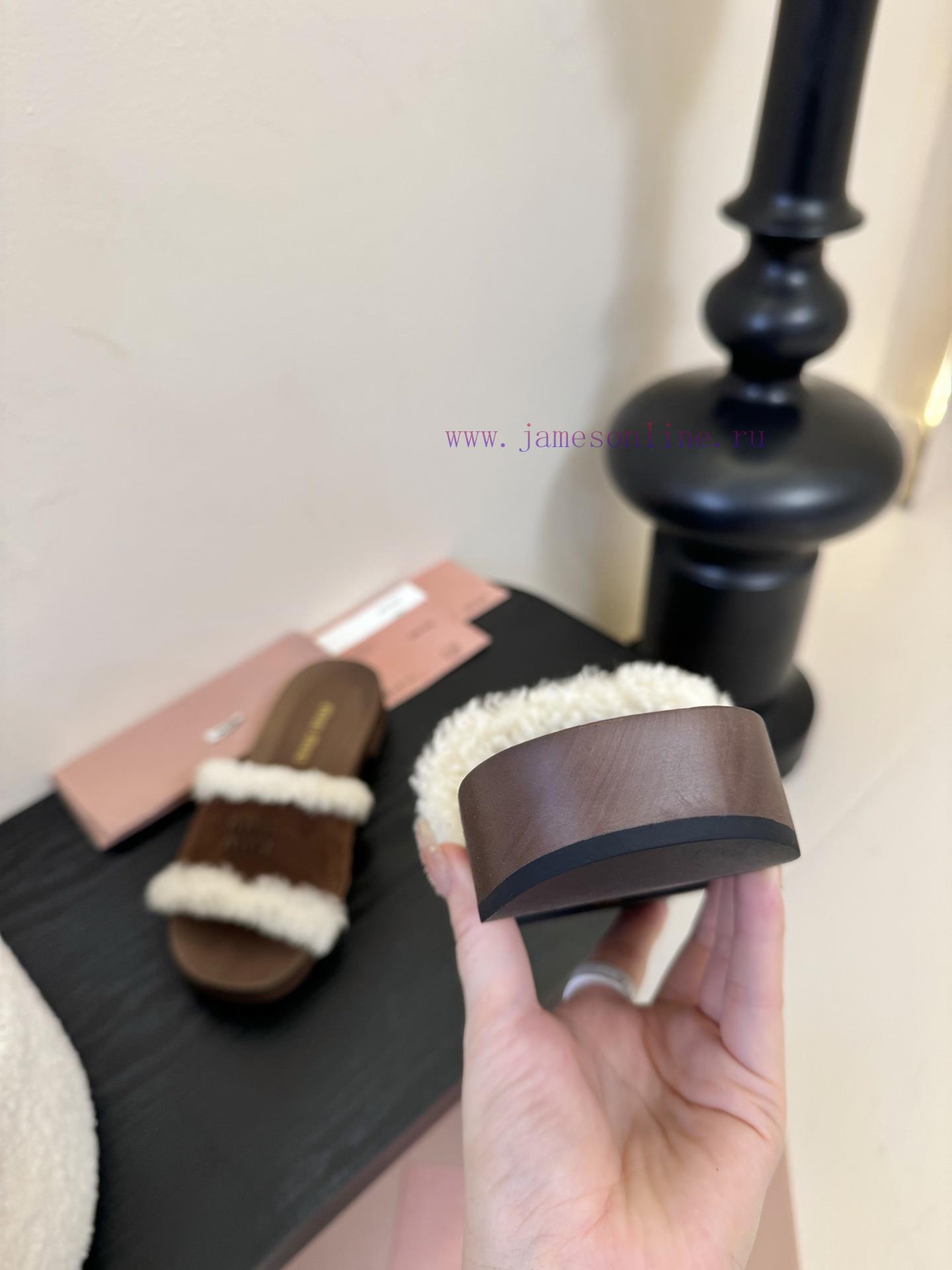 Miumiu Cotton Shoes Sandals 2025 Autumn And Winter New Shoes MiuMiuMiu Fashion Show Appropriate oywrgm2y - Image 7