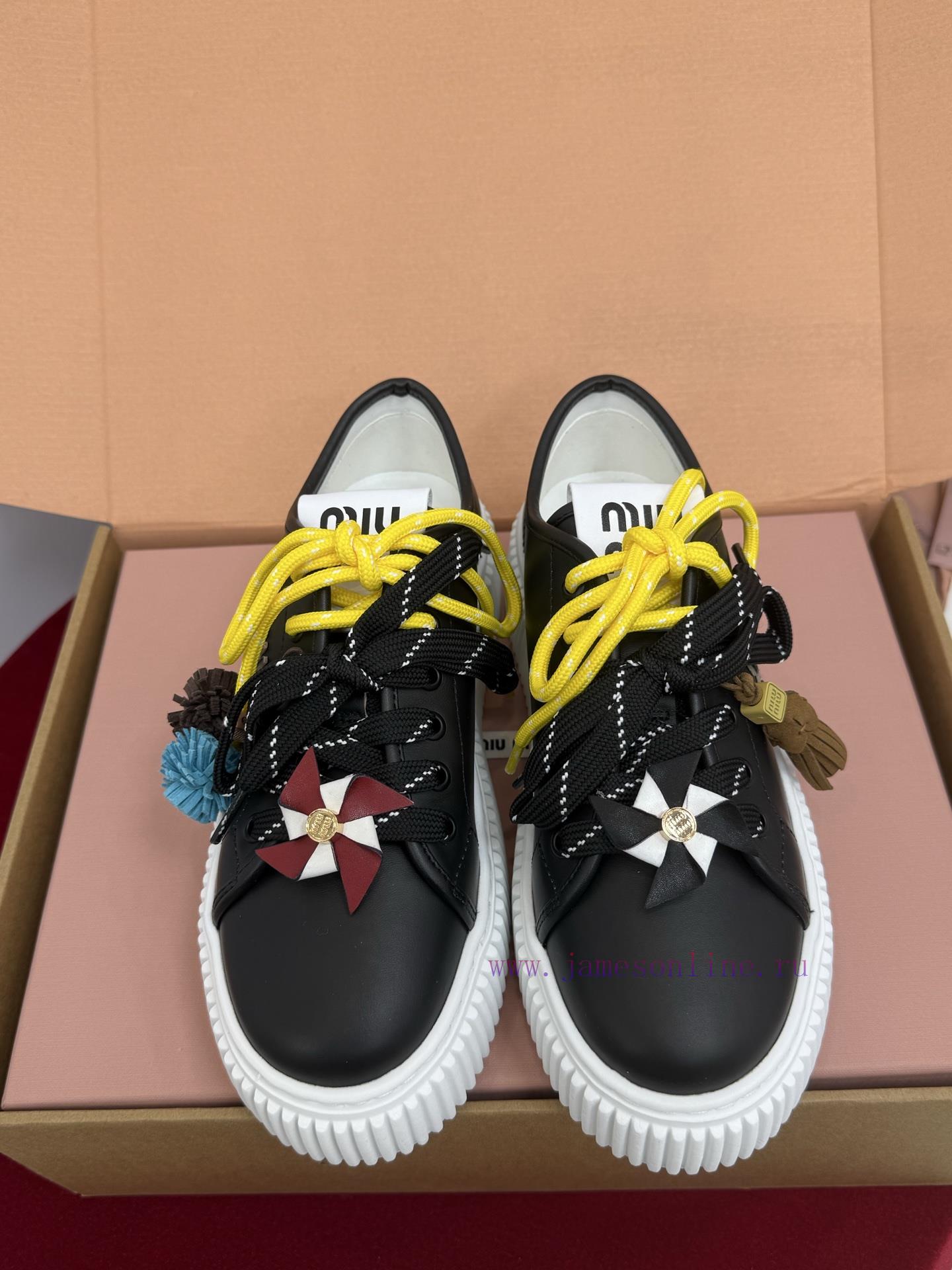 Top Qualitymiumiu Fw25 New Arrival~𝐌𝐢𝐮𝐌𝐢𝐮 | | 𝟐𝟎𝟐𝟓 Autumn And Winter New Thick Soled Sports Sho 8axyf3l9 - Image 2
