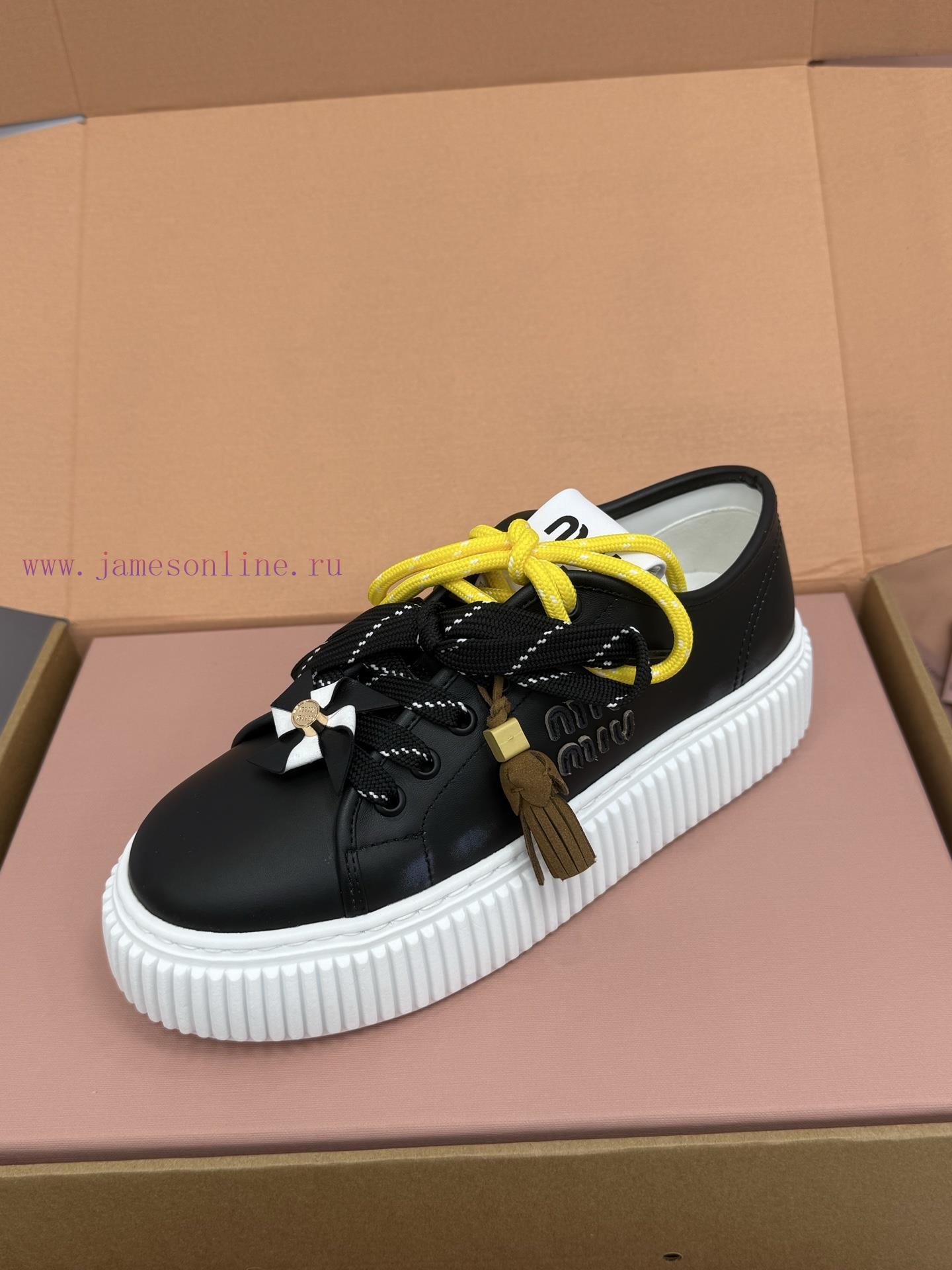 Top Qualitymiumiu Fw25 New Arrival~𝐌𝐢𝐮𝐌𝐢𝐮 | | 𝟐𝟎𝟐𝟓 Autumn And Winter New Thick Soled Sports Sho 8axyf3l9 - Image 4