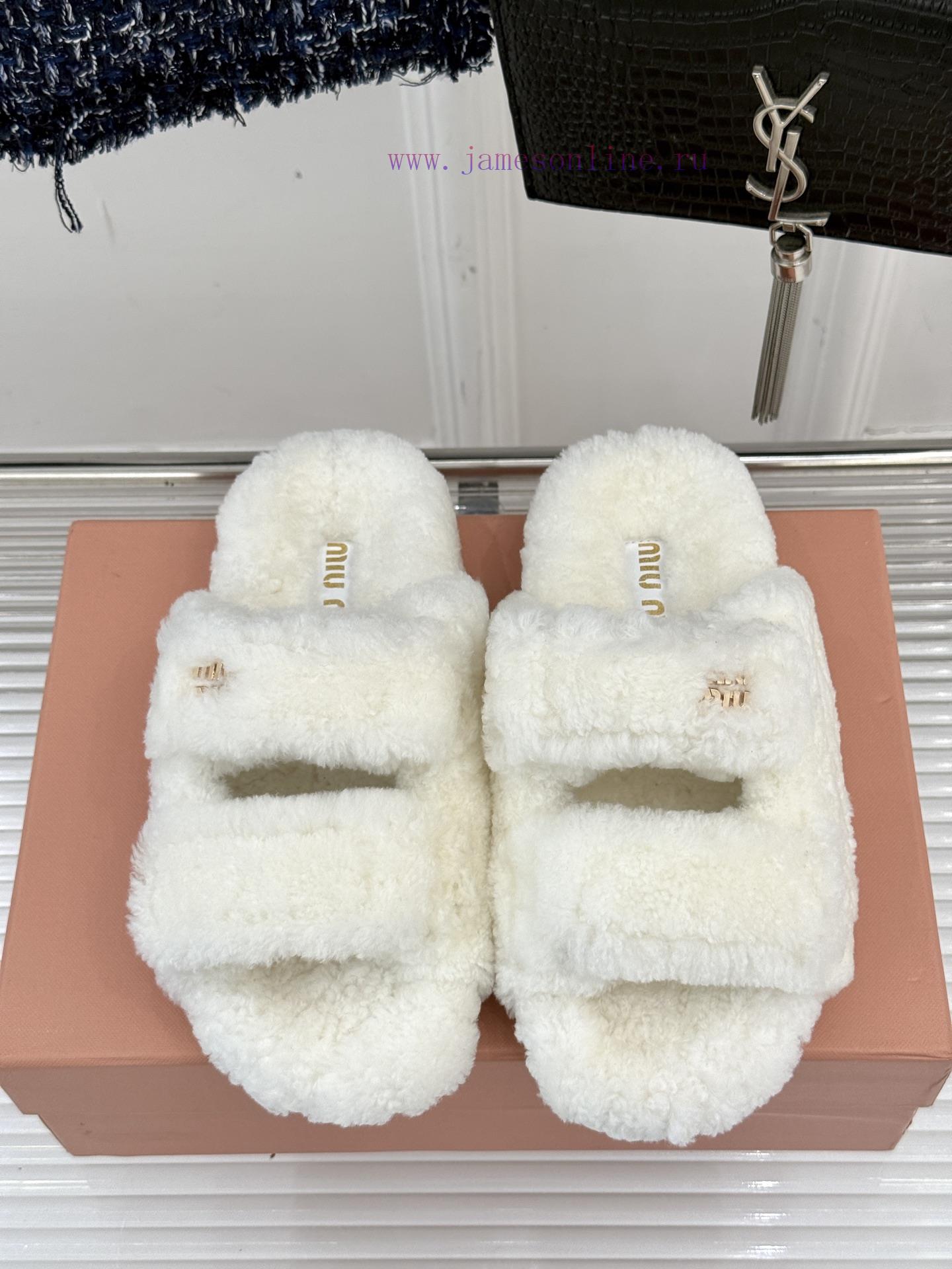 Miu Miu/Miu 25WF Autumn New Product Letter Hair DragIn Autumn And Winter I Want To Hide My Feet f3dt0fy5 - Image 5