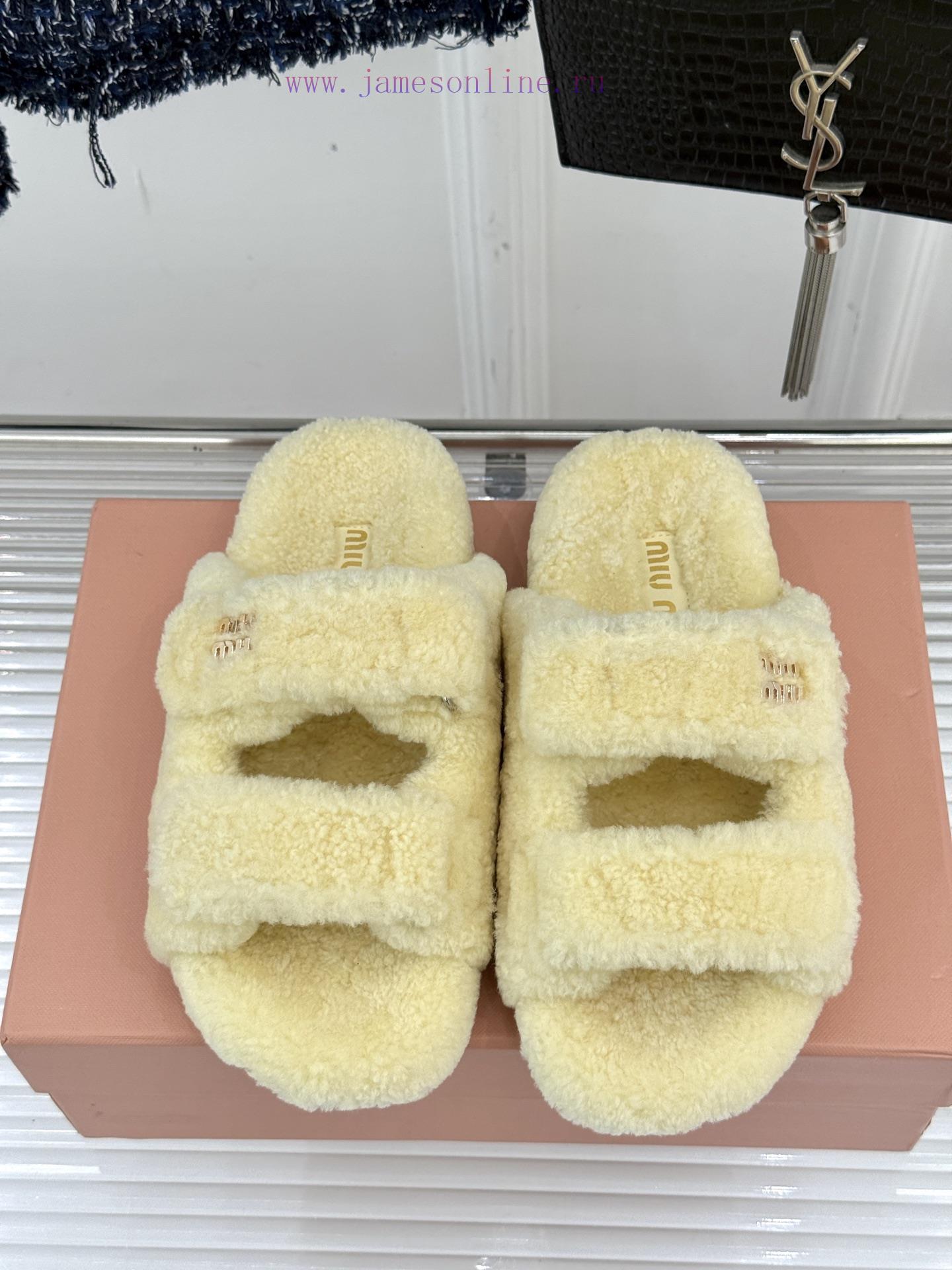 Miu Miu/Miu 25WF Autumn New Product Letter Hair DragIn Autumn And Winter I Want To Hide My Feet ydutvc33 - Image 5