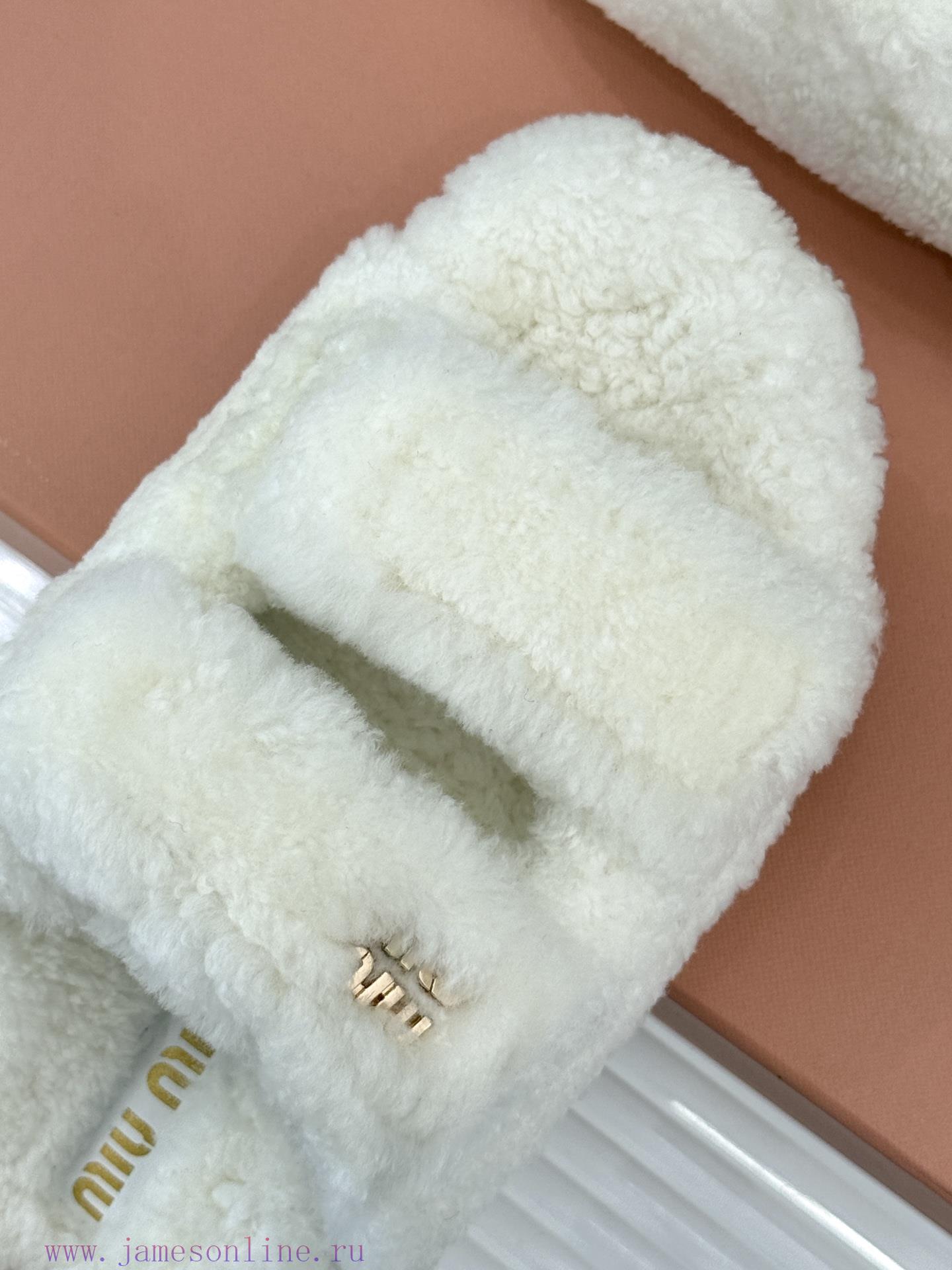 Miu Miu/Miu 25WF Autumn New Product Letter Hair DragIn Autumn And Winter I Want To Hide My Feet f3dt0fy5 - Image 8